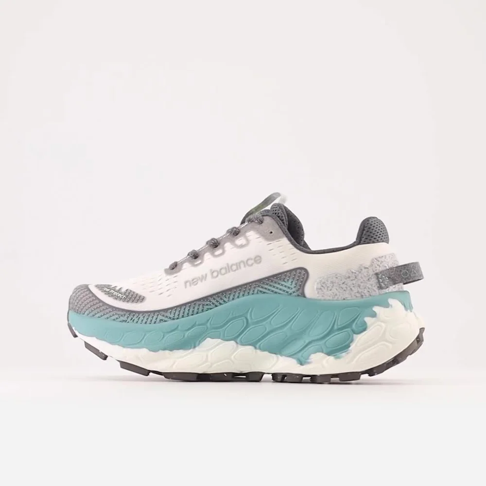 New Balance Fresh Foam X More v3 Trail WTMORLW3 / weiss