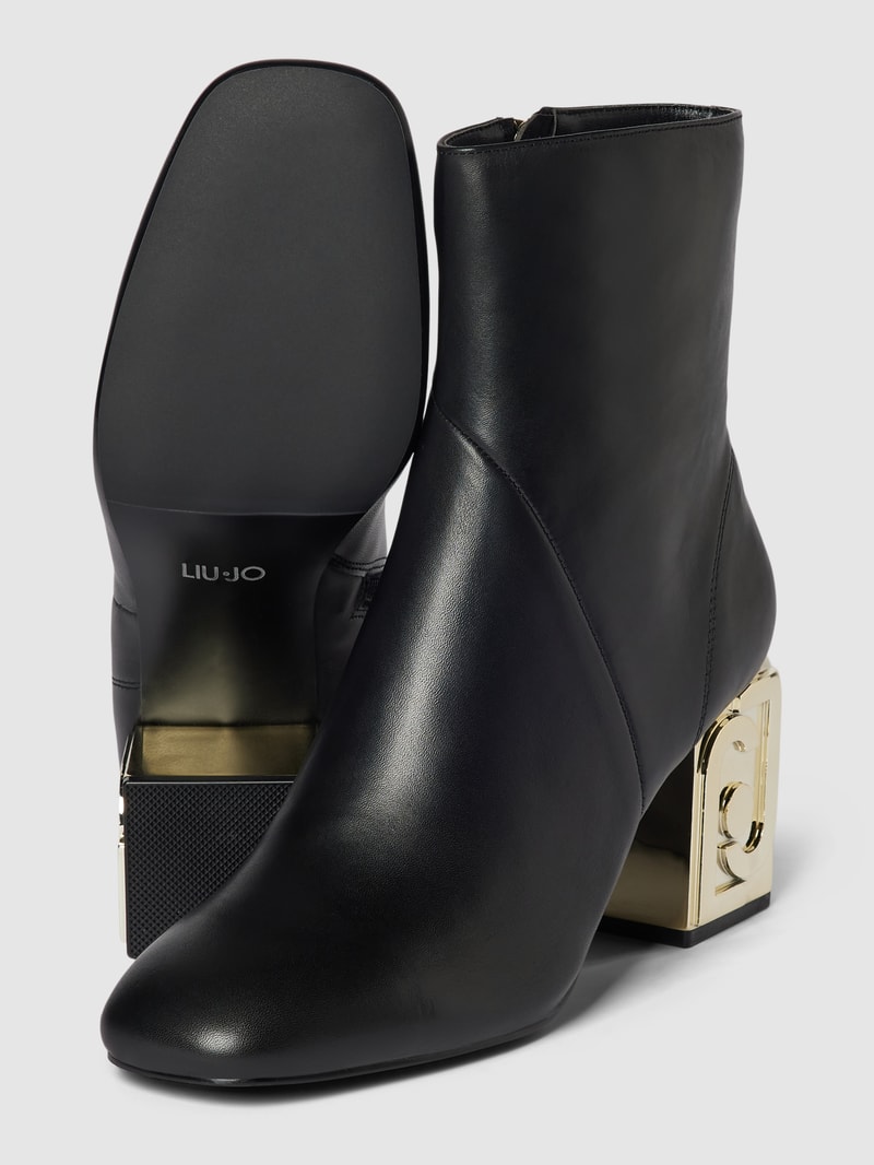 Stiefelette mit Blockabsatz Modell 'SARA' in schwarz