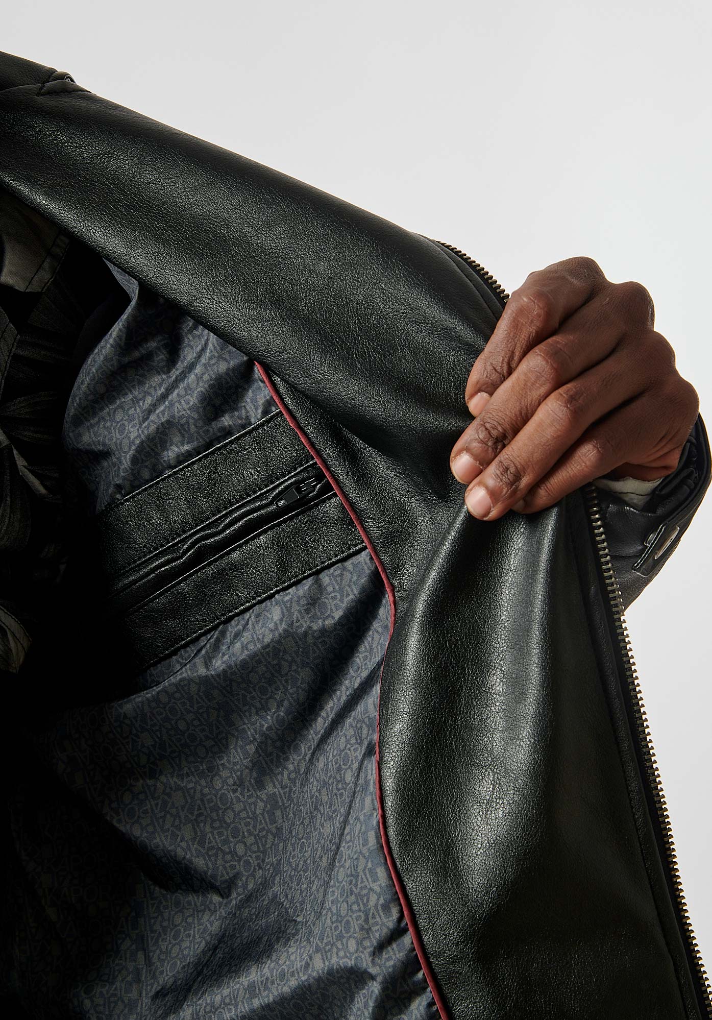 VAIK   Veste noire homme