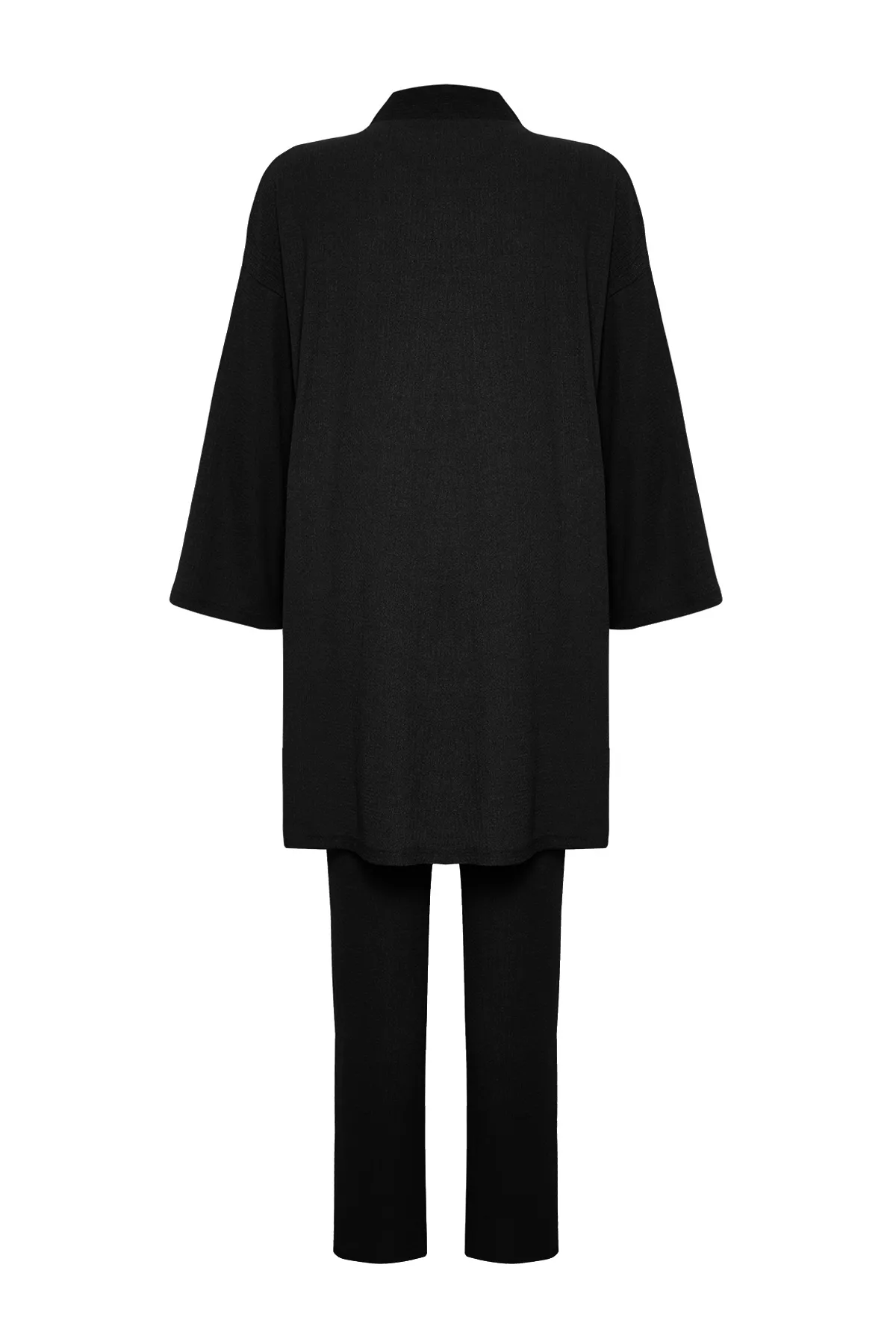 Trendyol Modest  Schwarzes Set aus gestricktem Oberteil und Unterteil in Wickeloptik TCTSS24US00045