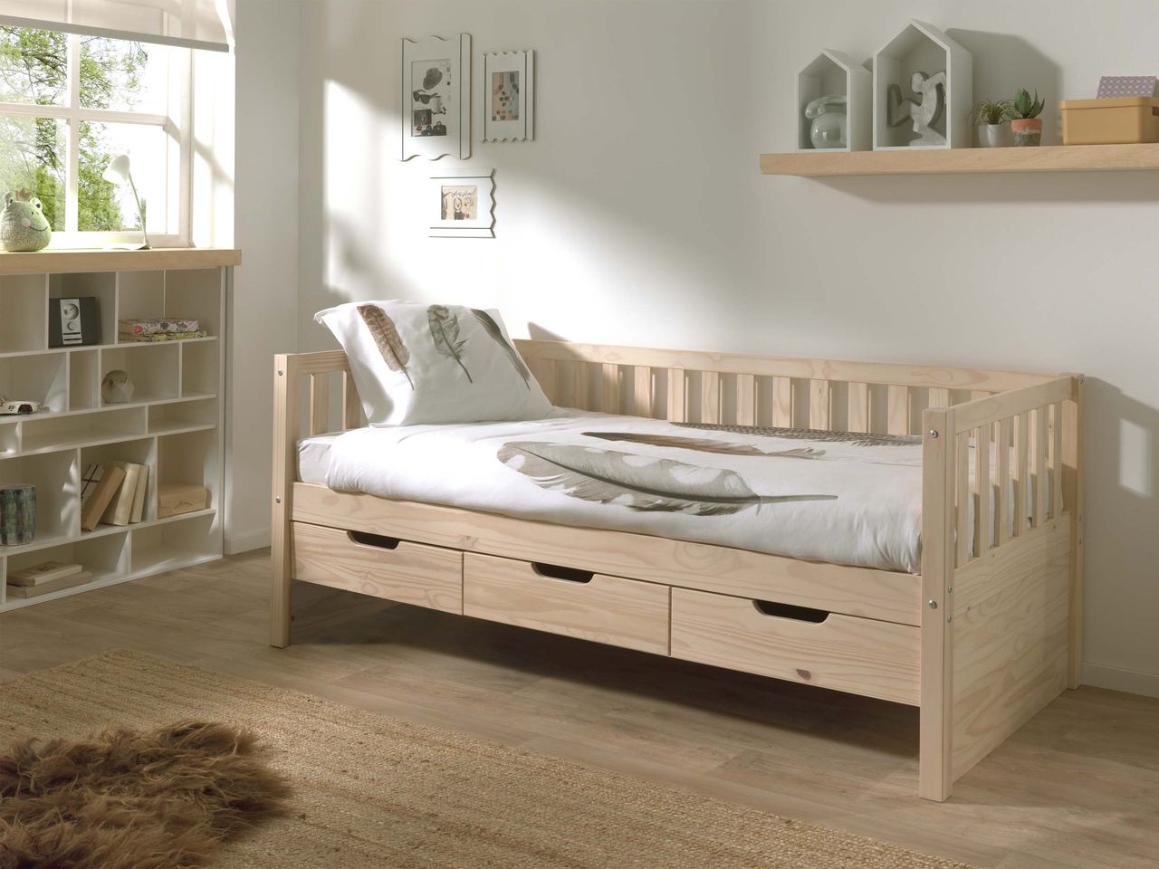 VIPACK Kojen Bett Fritz mit Sprossenumrandung, 3 Schubladen u. Rolllattenrost, Liegefläche 90 x 200, Ausf. Milky White lackiert