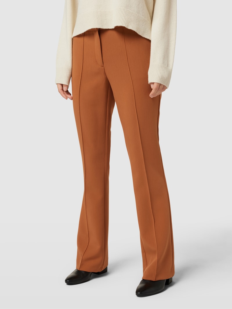 Stoffhose mit Bügelfalten in cognac