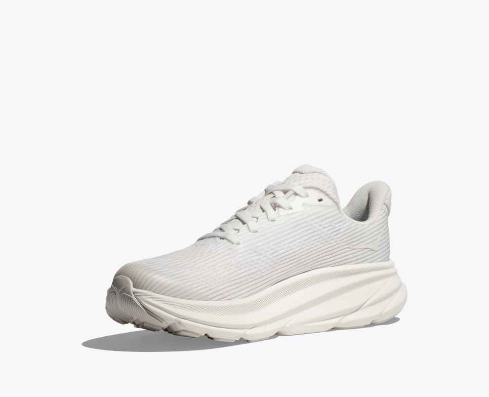 Clifton 9 White / Frost