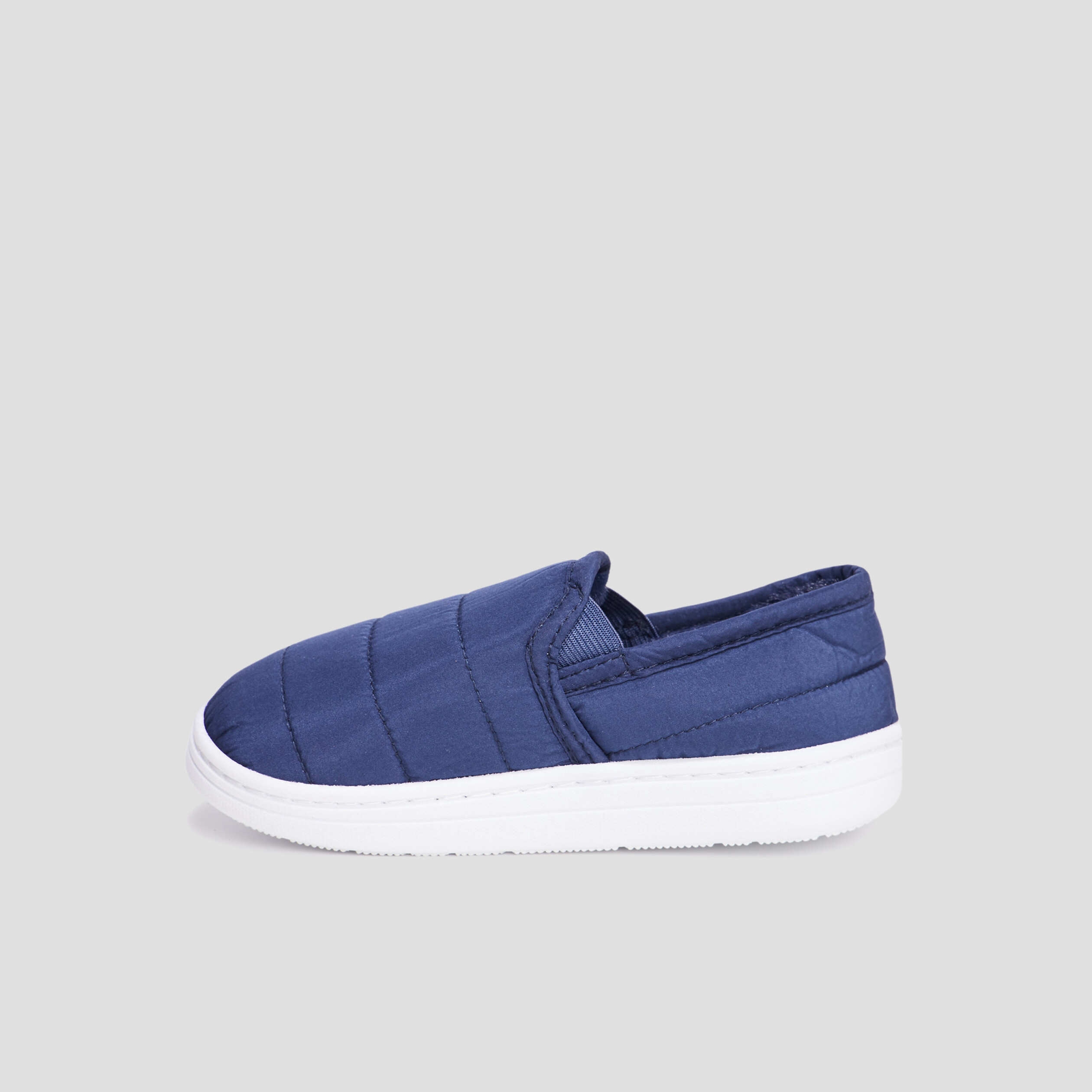 Chaussons sans gêne matelassés Creeks bleu garçon | La Halle