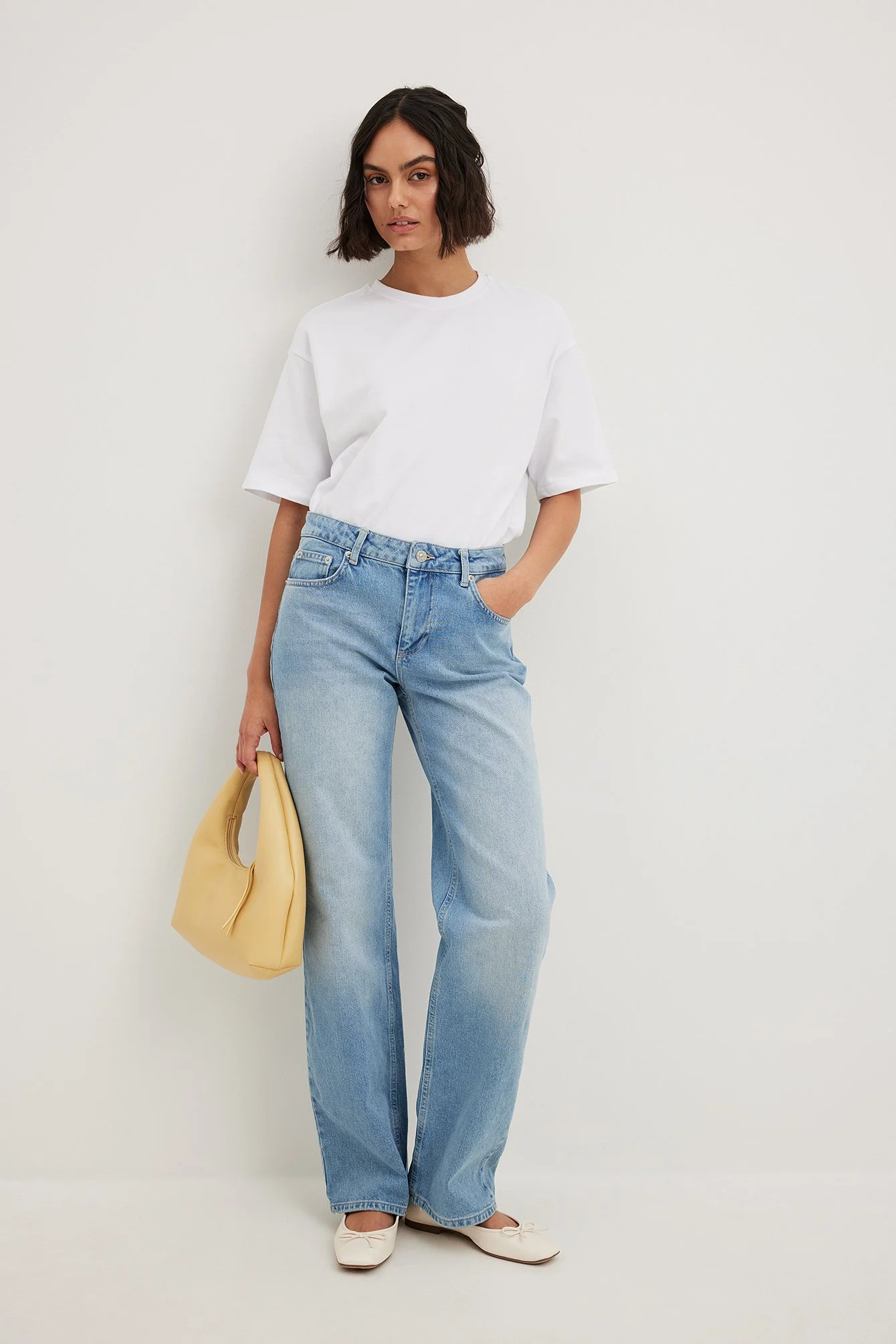 Gerade Jeans mit mittelhoher Taille