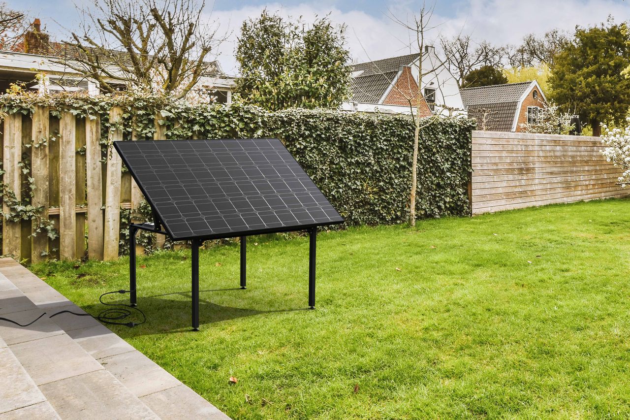 Technaxx Solar-Tischkraftwerk 400W TX-250