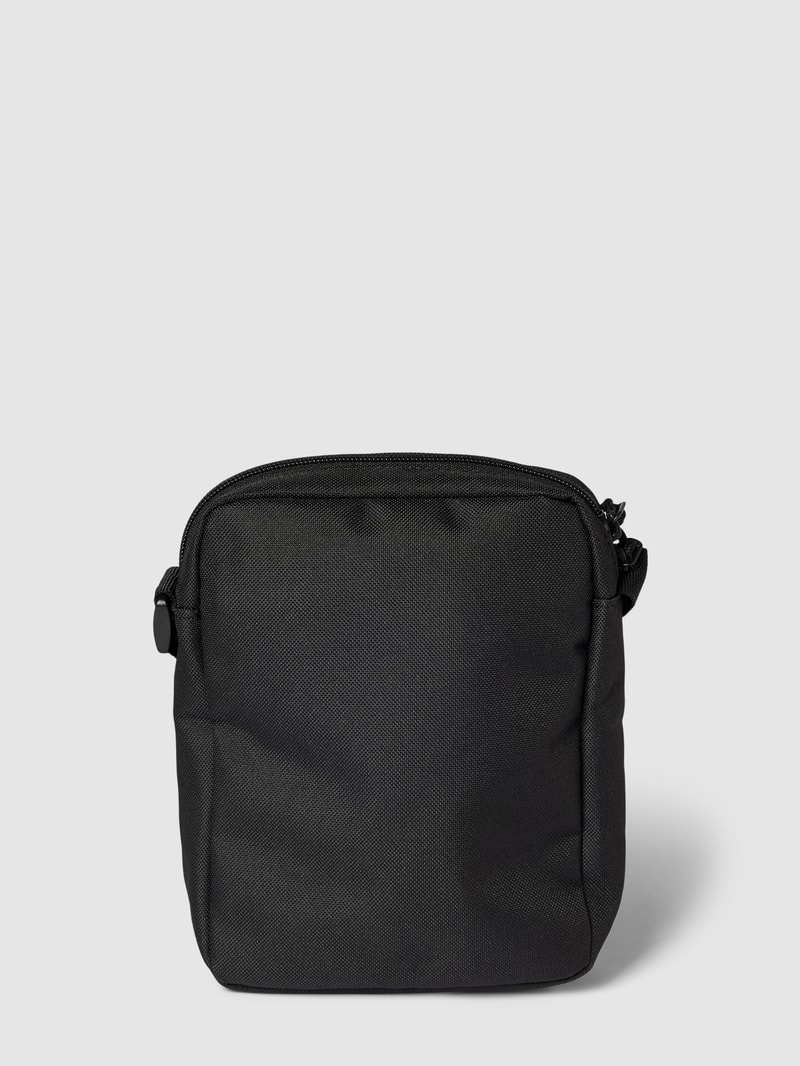 Umhängetasche mit Label-Print in schwarz