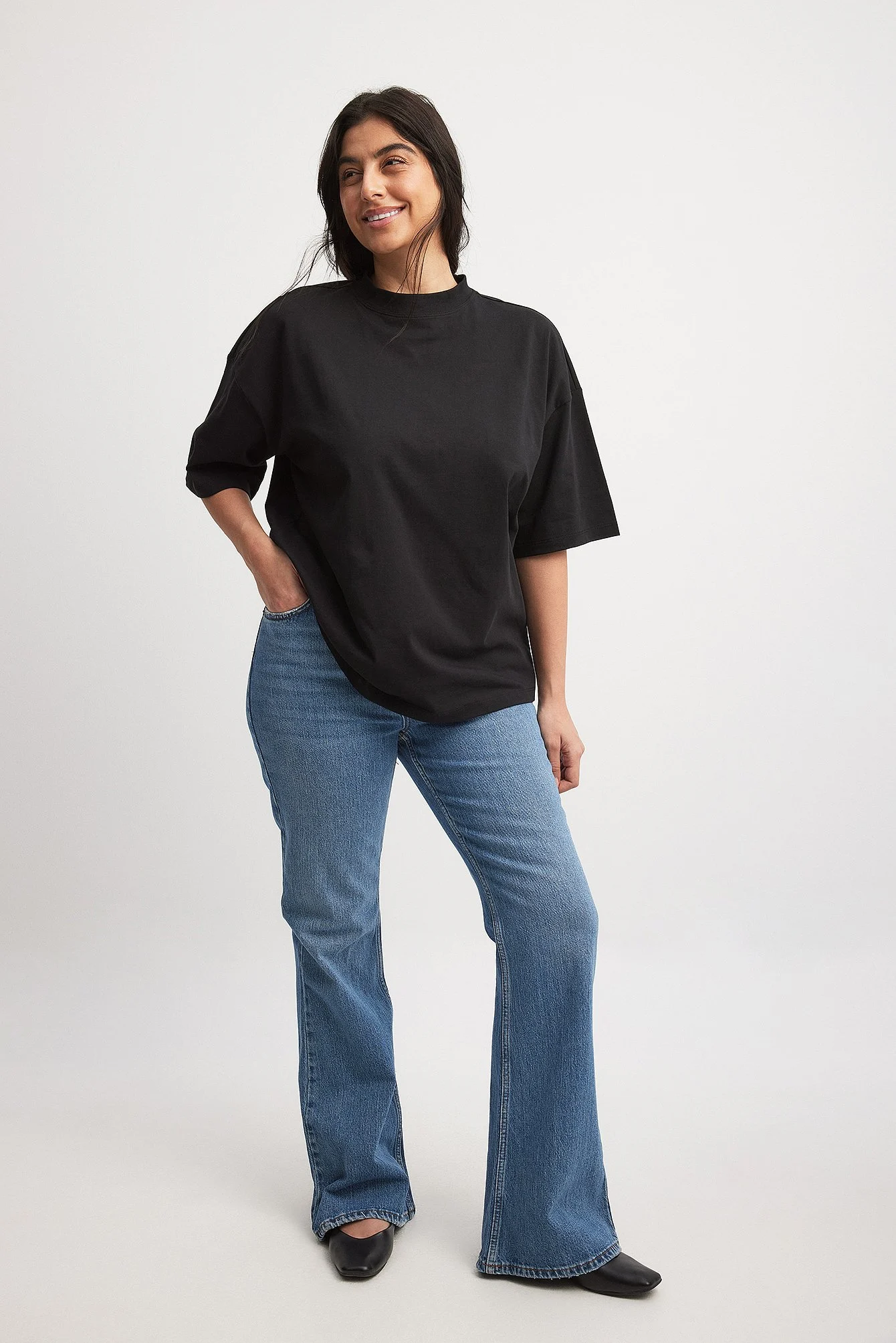 Oversize-T-Shirt mit versetzter Schulter