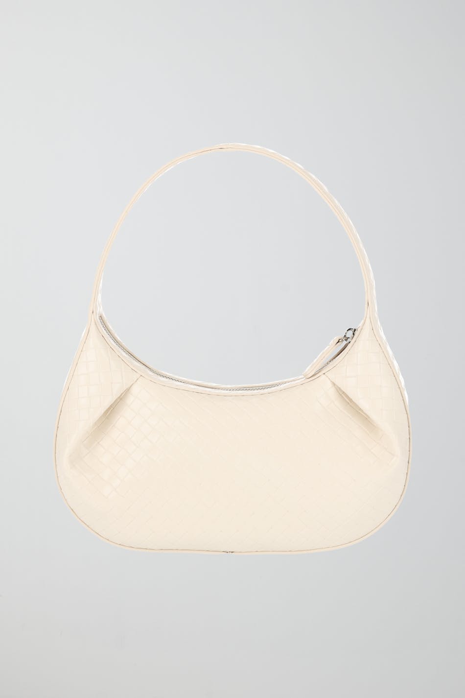 Structured soft bag