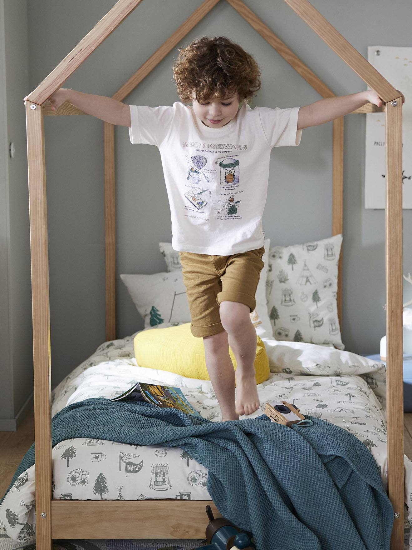 Vertbaudet Niedriges Kinderzimmer Bodenbett, Hausbett - natur