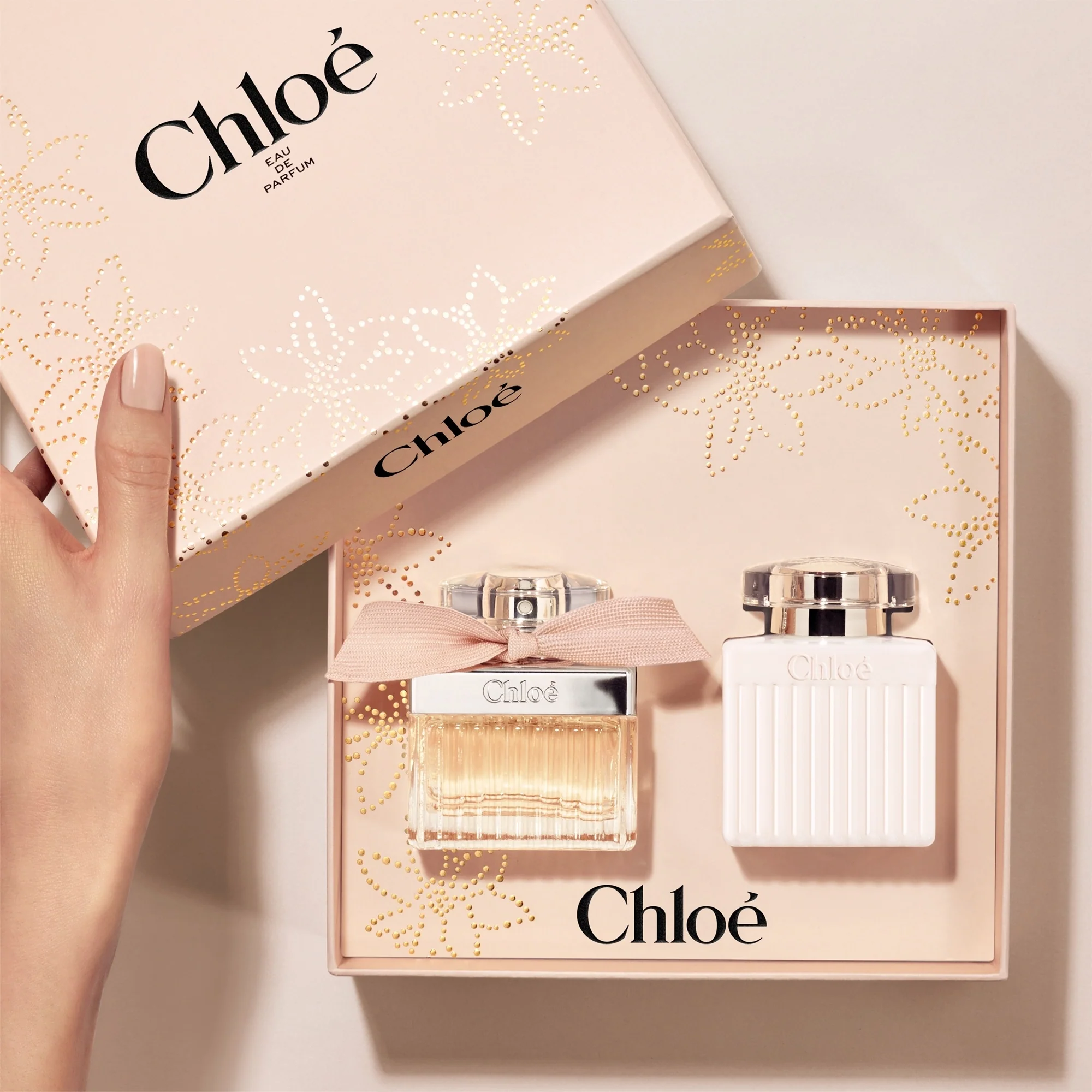 Chloé POKLON KUTIJA Chloé Eau de Parfum + Body Lotion - Ženski parfem Poklon set, Eau de Parfum