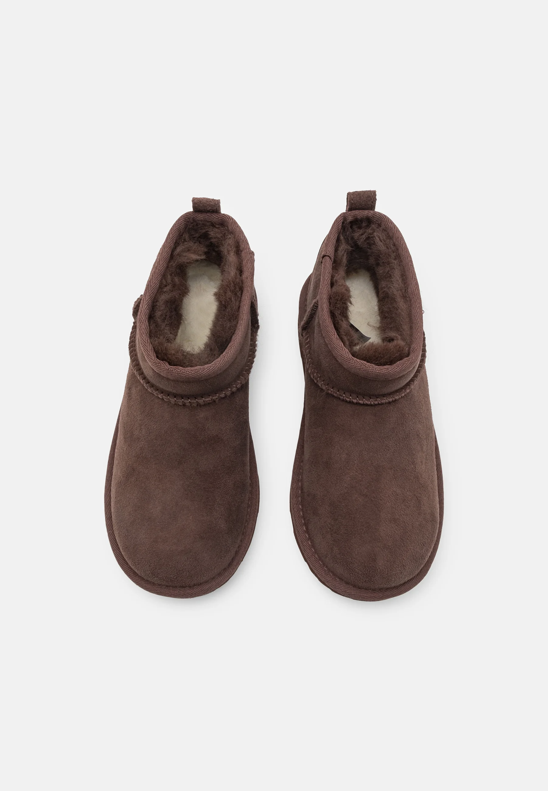 UGG CLASSIC ULTRA MINI UNISEX - Botines