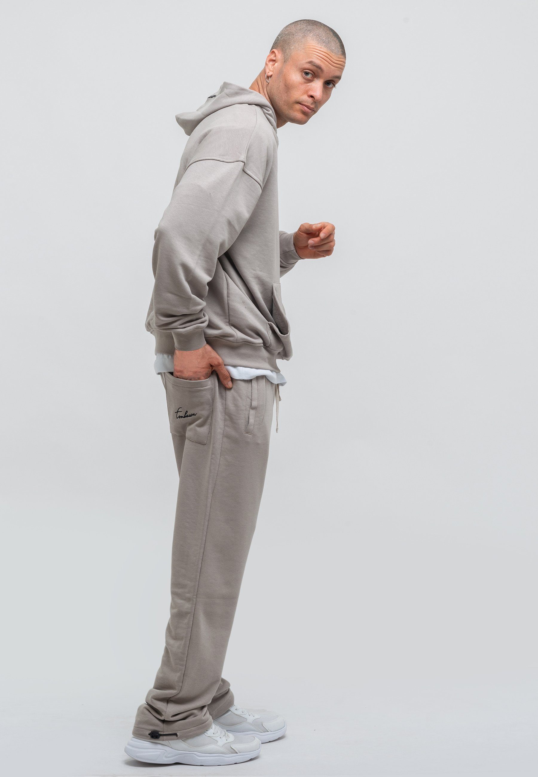 Tom Barron Freizeitanzug TRACKSUIT 2 PIECE SET, mit sportivem Design