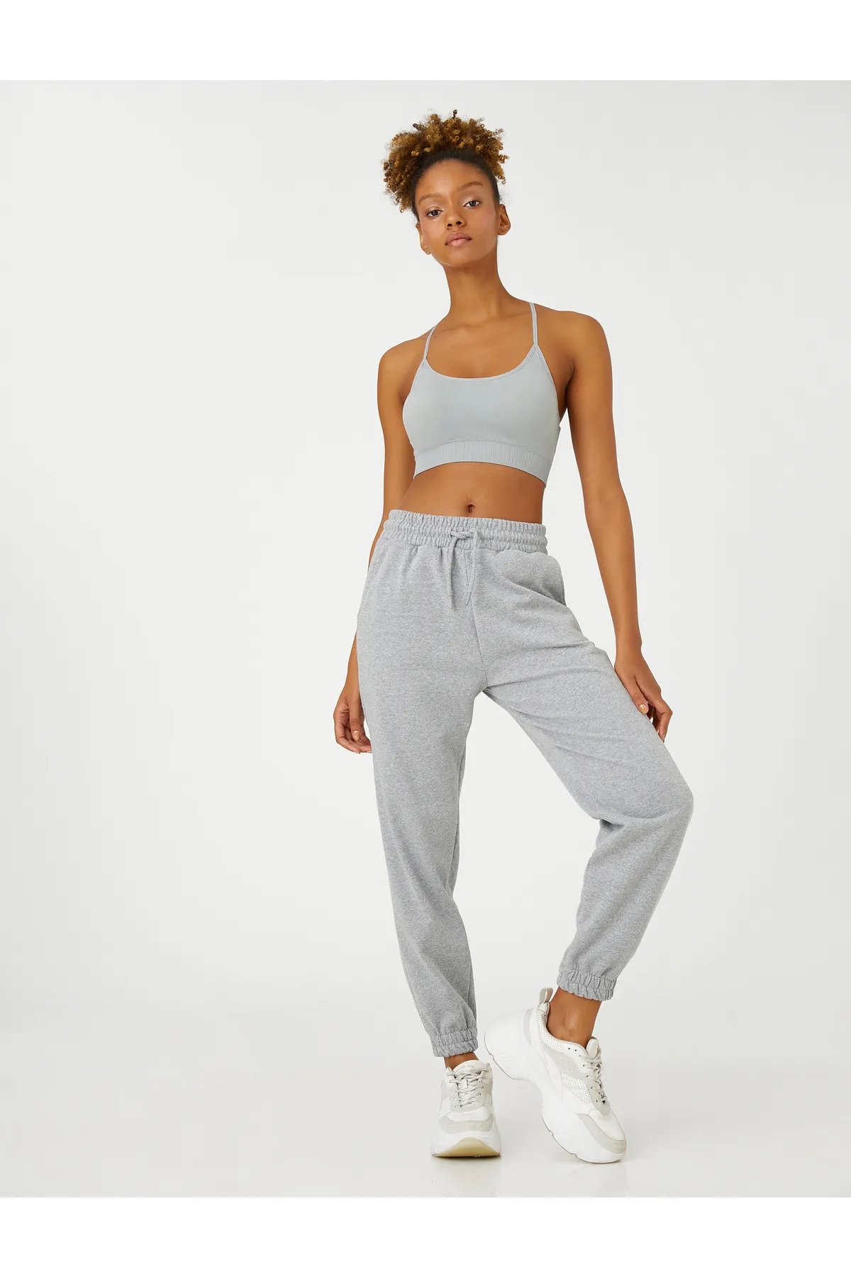Koton  Dicke Basic-Jogger-Jogginghose mit Tasche und Bindebund