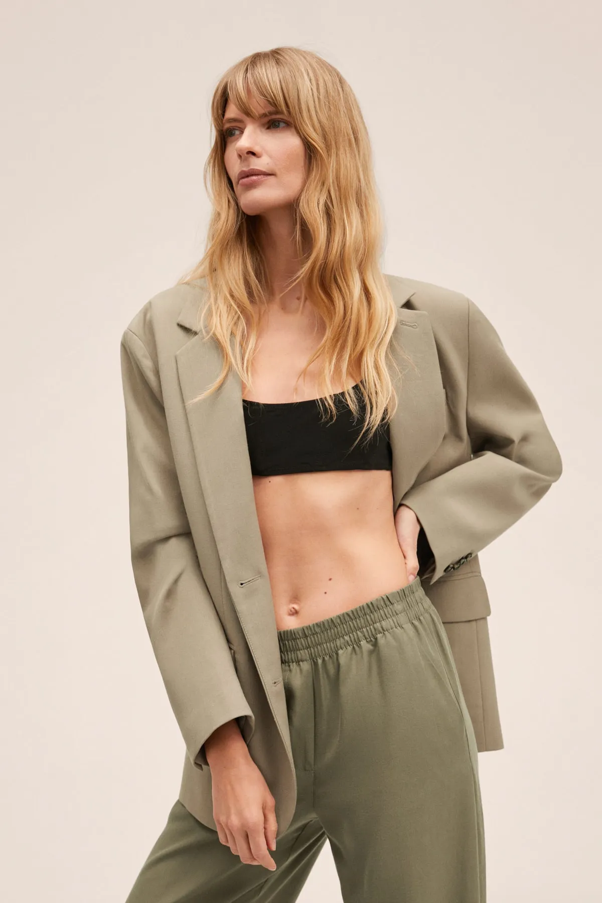 MANGO  27087121 Damen/Mädchen Khaki