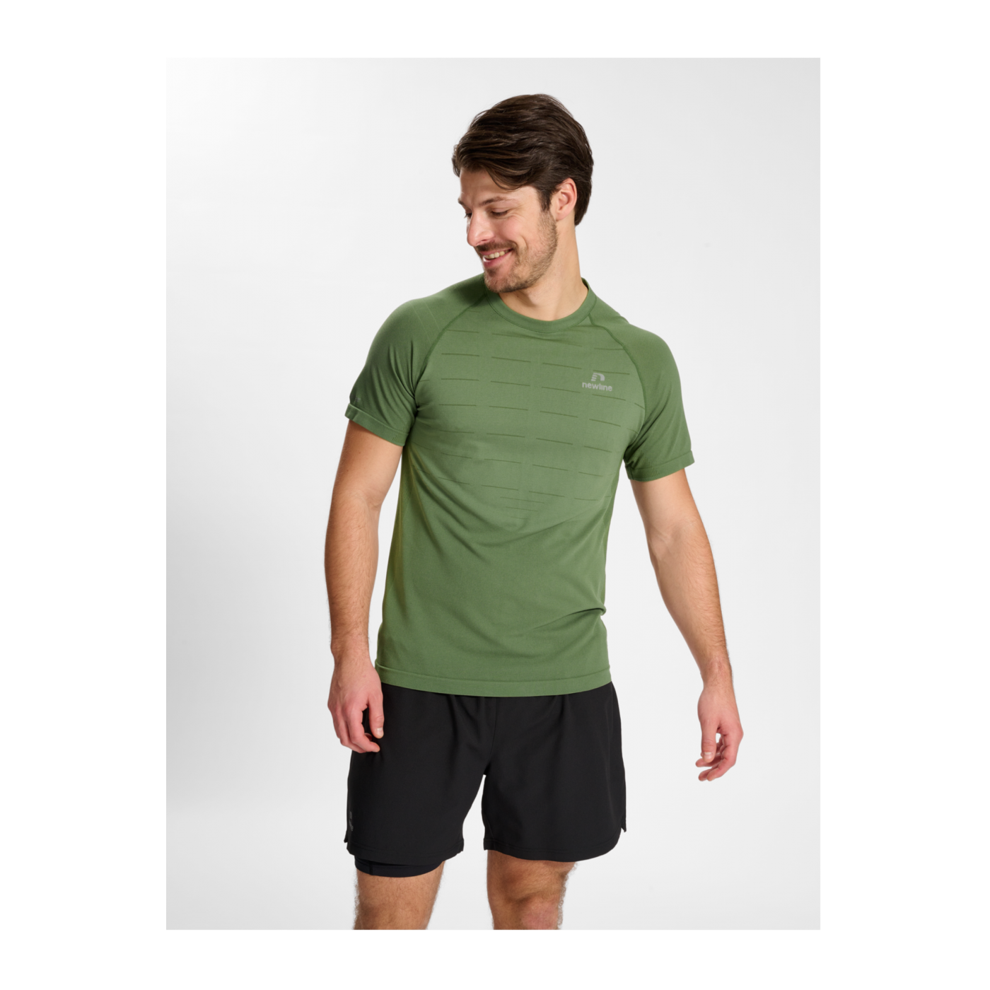 Newline nwlRIVERSIDE Seamless T-Shirt Grün F6264