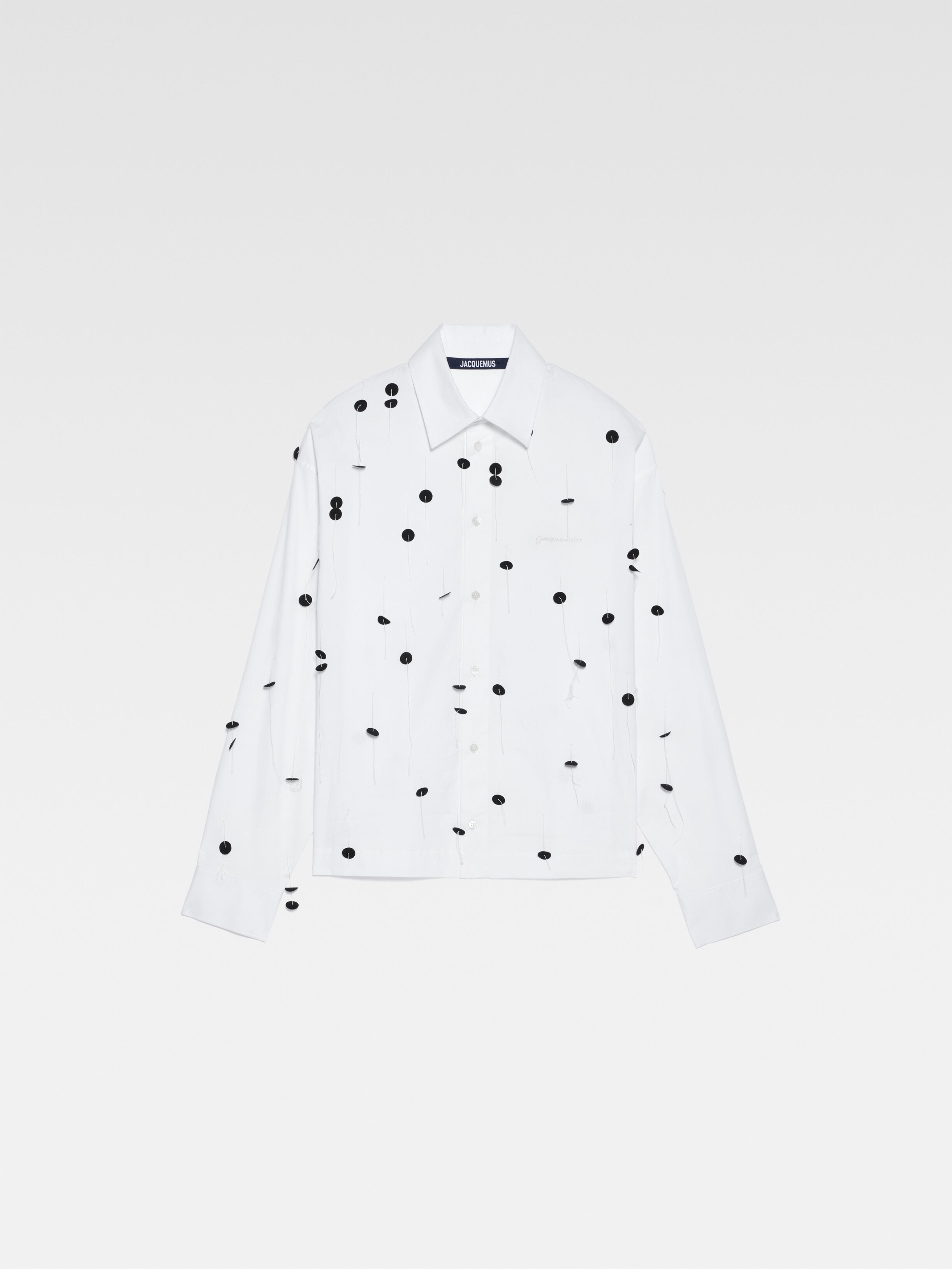 La chemise papier brodée