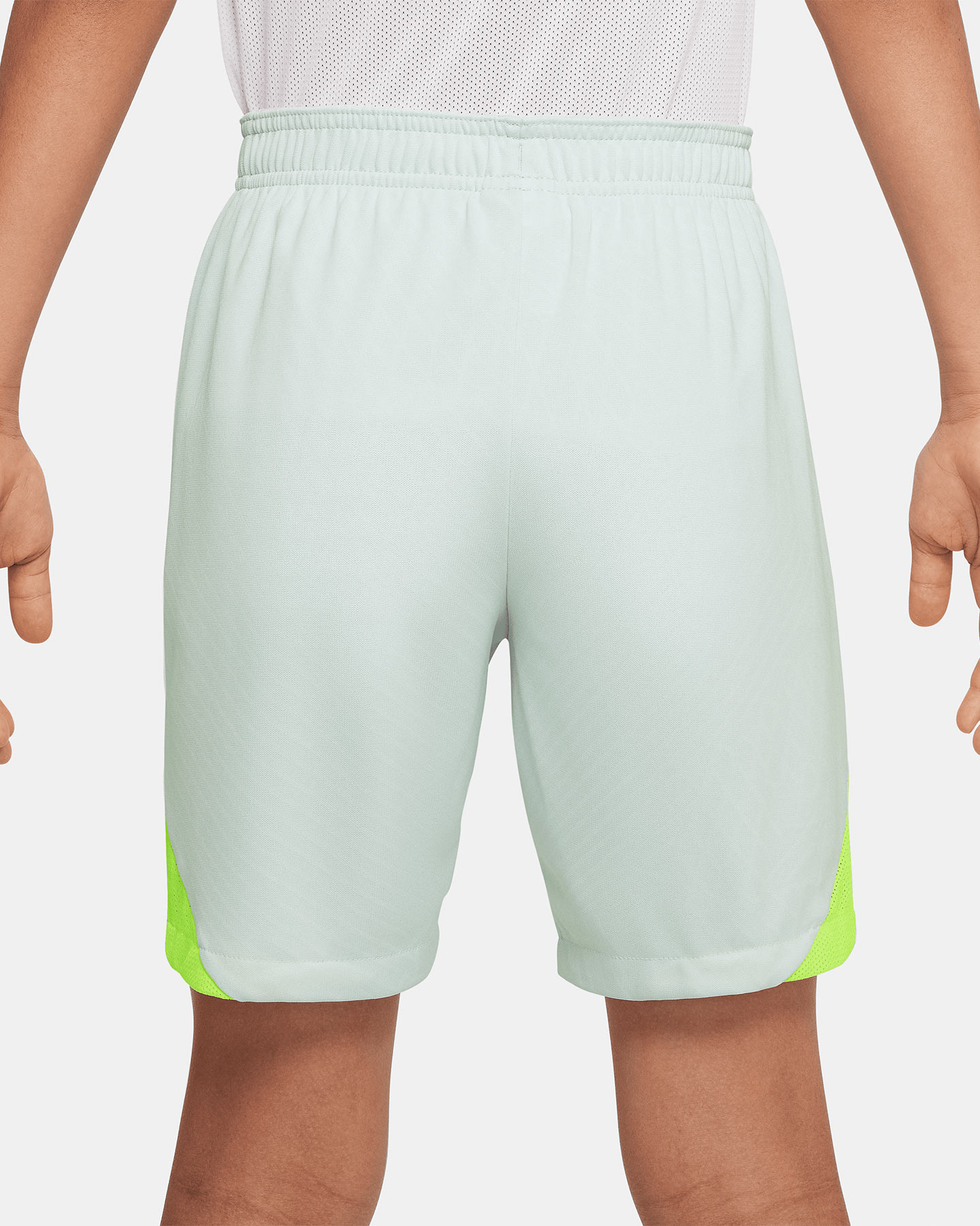Futbalové šortky Nike Strike Jr FD0314-043
