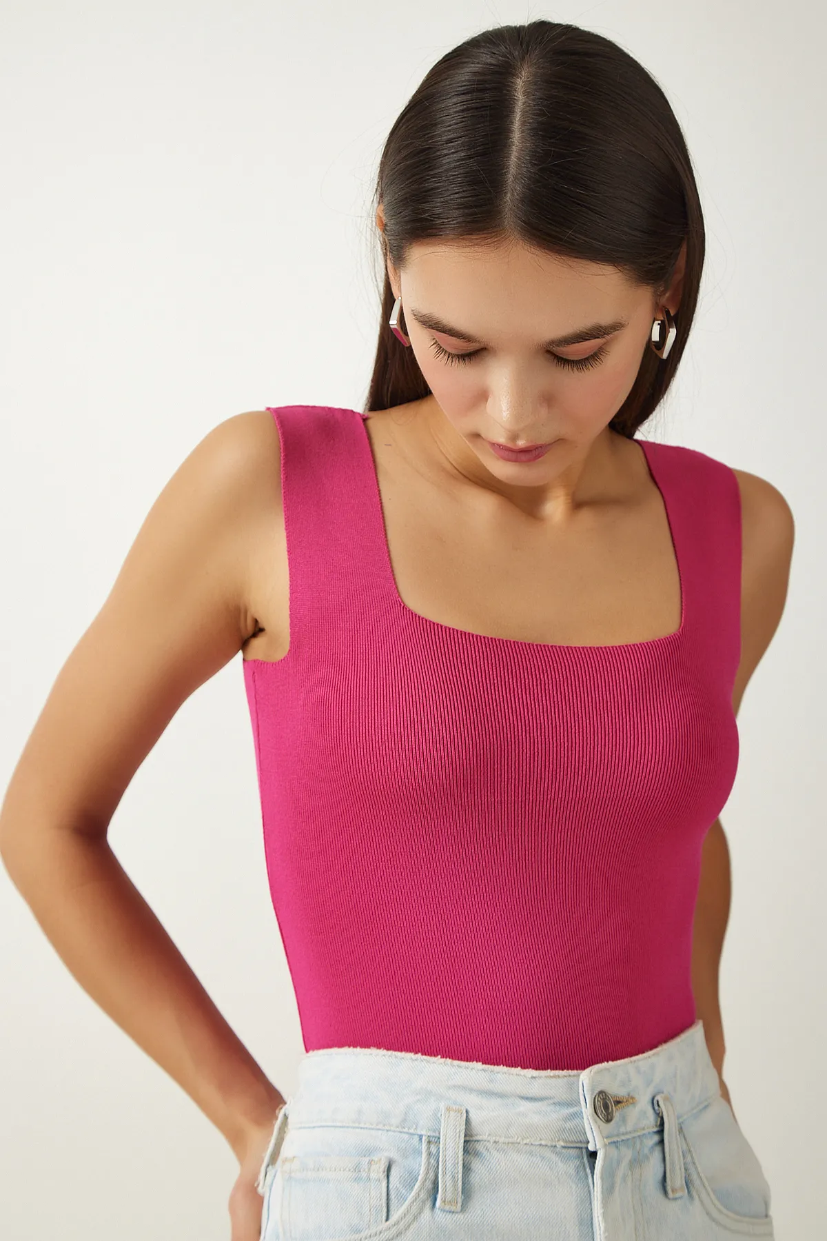 Happiness İstanbul  Vivid Pink Strickbluse mit quadratischem Kragen, bauchfrei, Größe S US00358