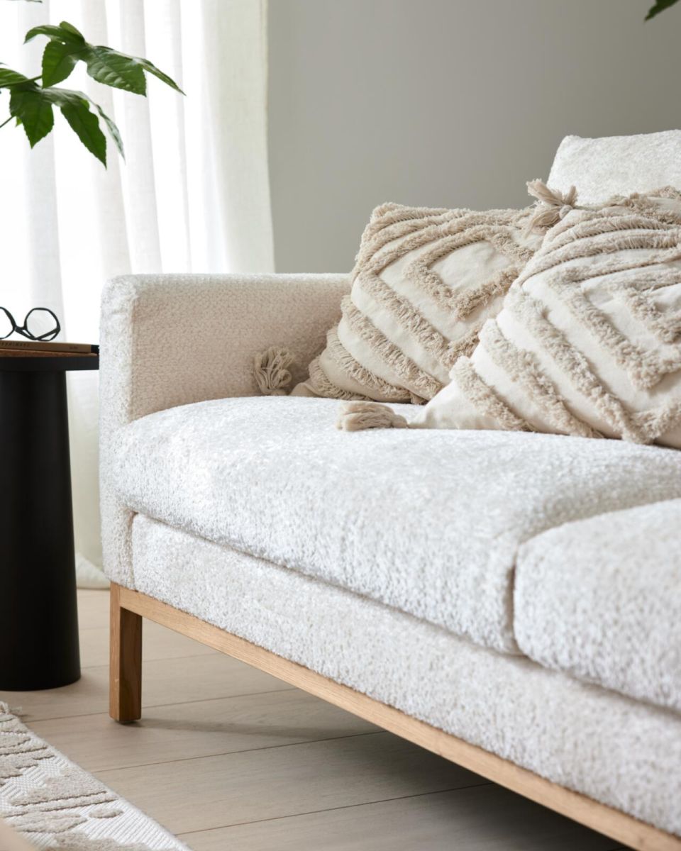 Roomio 3-Sitzer Sofa No. 4105 mit Kopfstütze Weiß