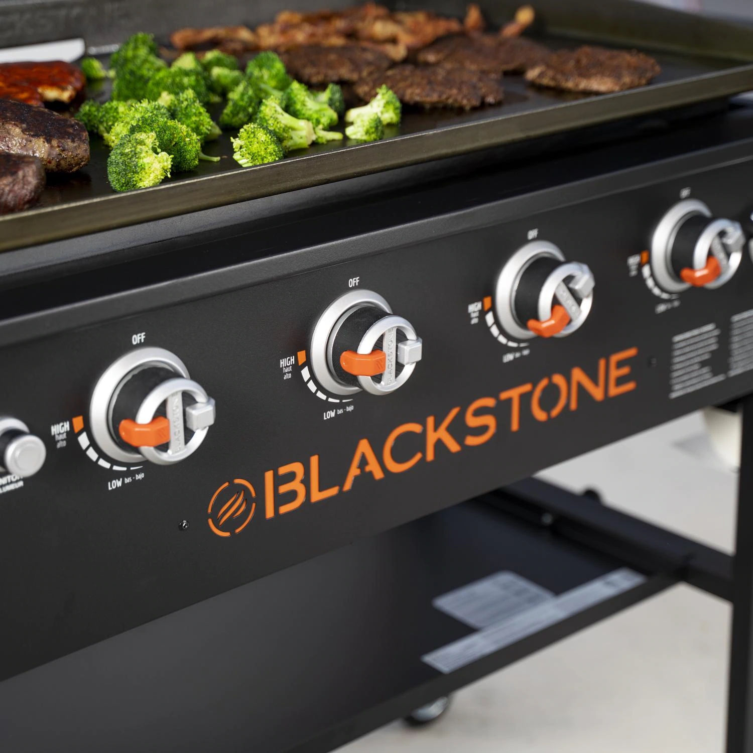 Blackstone Original 36-Inch Griddle Cooking Station W/ Hood - 1899