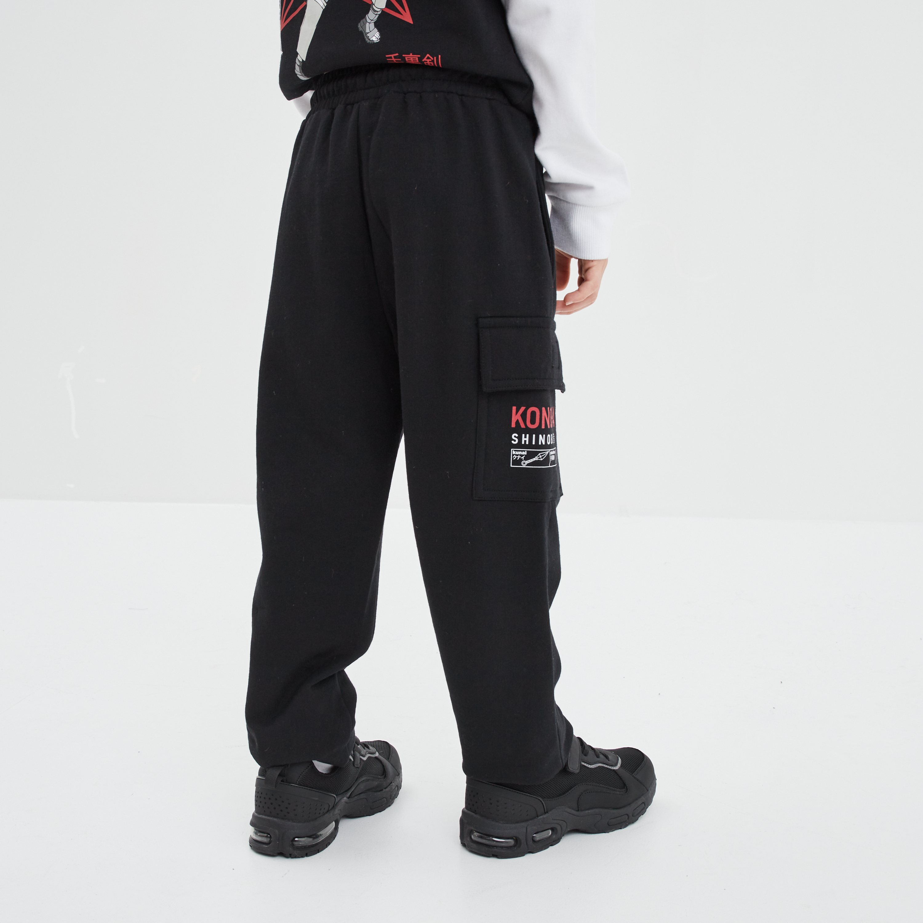 Pantalon de jogging avec poches Naruto noir garçon | La Halle