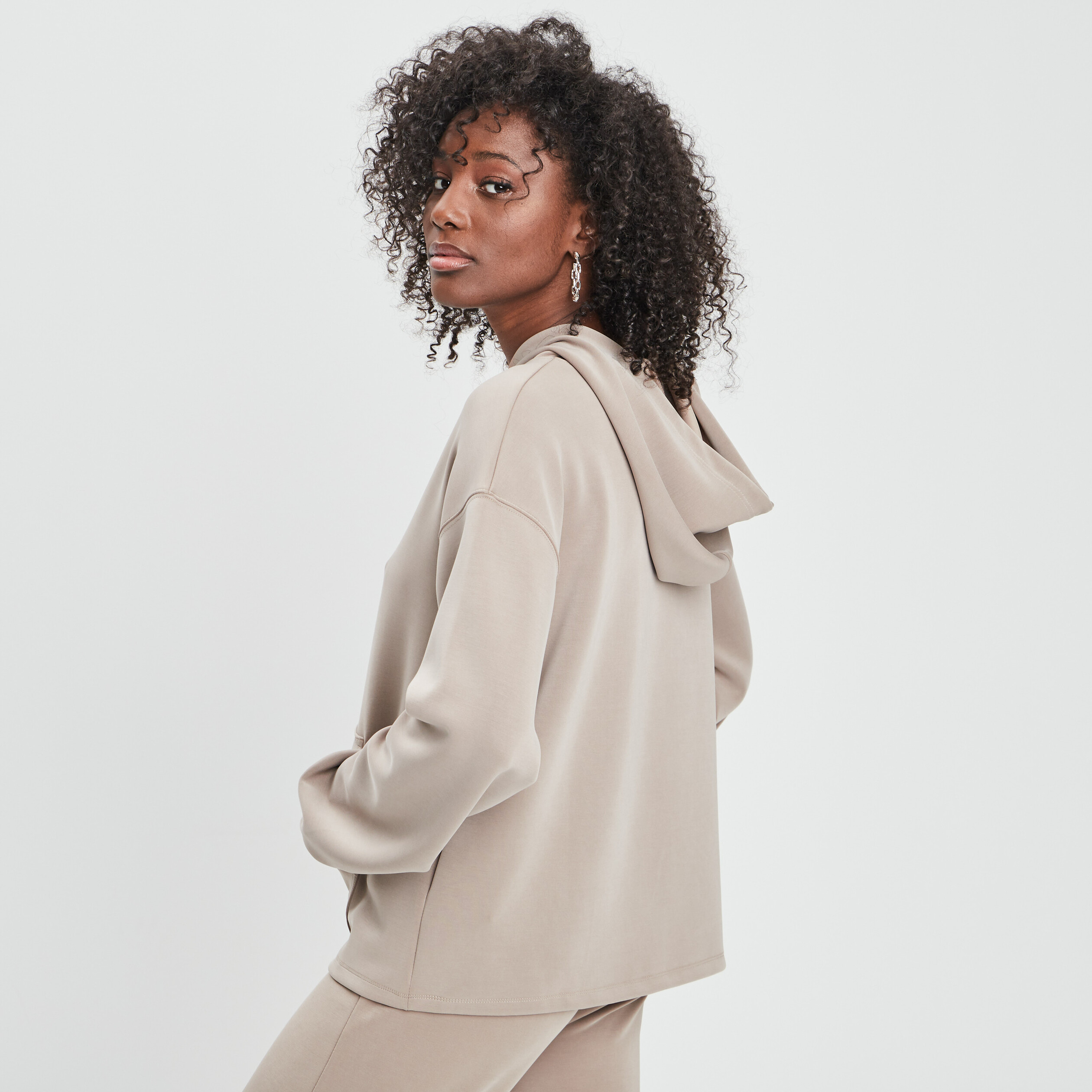 Sweat à capuche hoodie taupe femme | La Halle