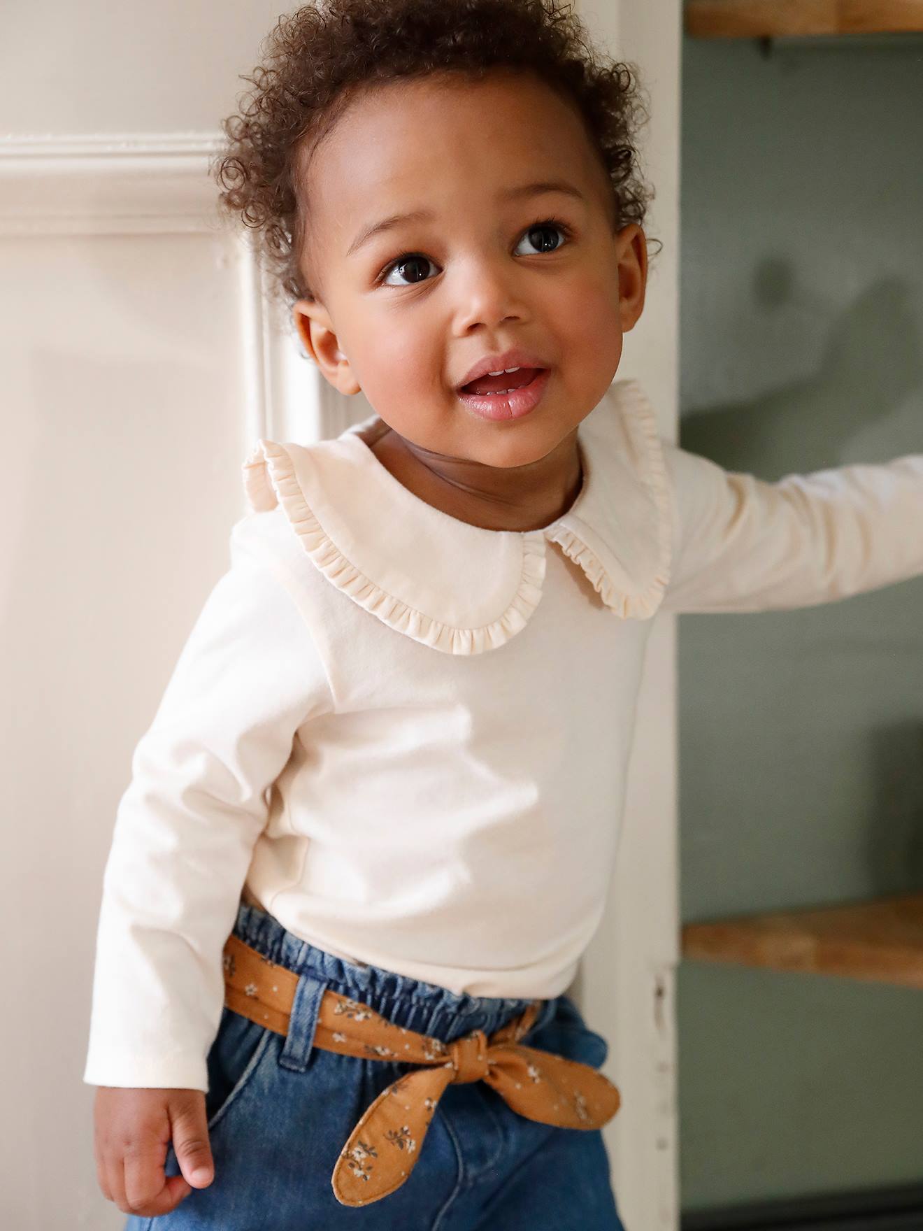 T-shirt manches longues bébé col claudine beige clair