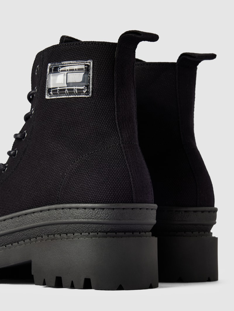 Schnürboots mit Label-Patch Modell 'CANVAS' in schwarz
