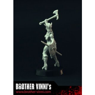 Female Barbarian, Amazon (28mm)