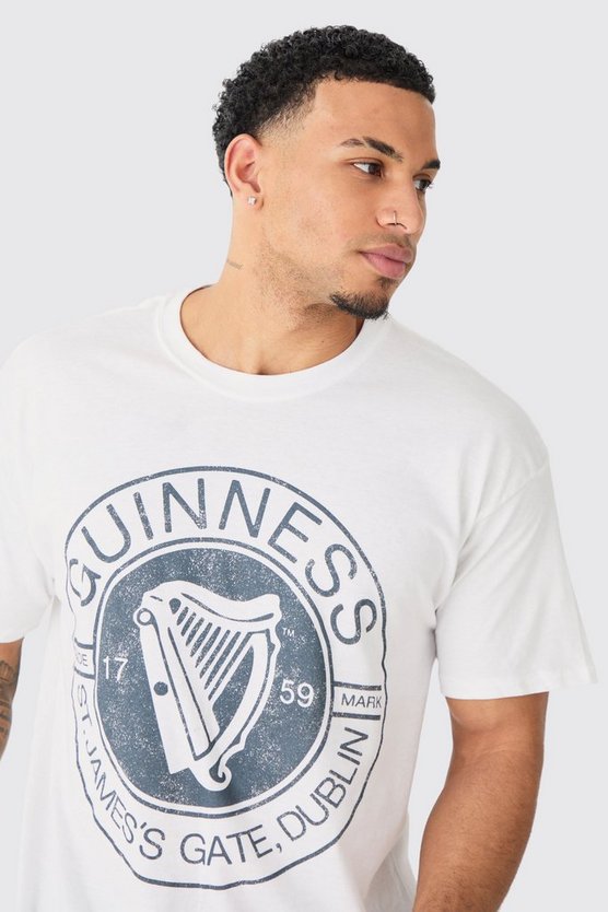 Oversize T-Shirt mit lizenziertem Guinness Print