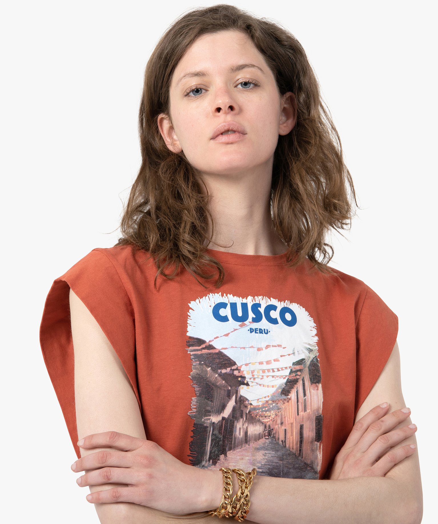 Tee-shirt femme sans manches avec motif sur le buste rouge | GEMO
