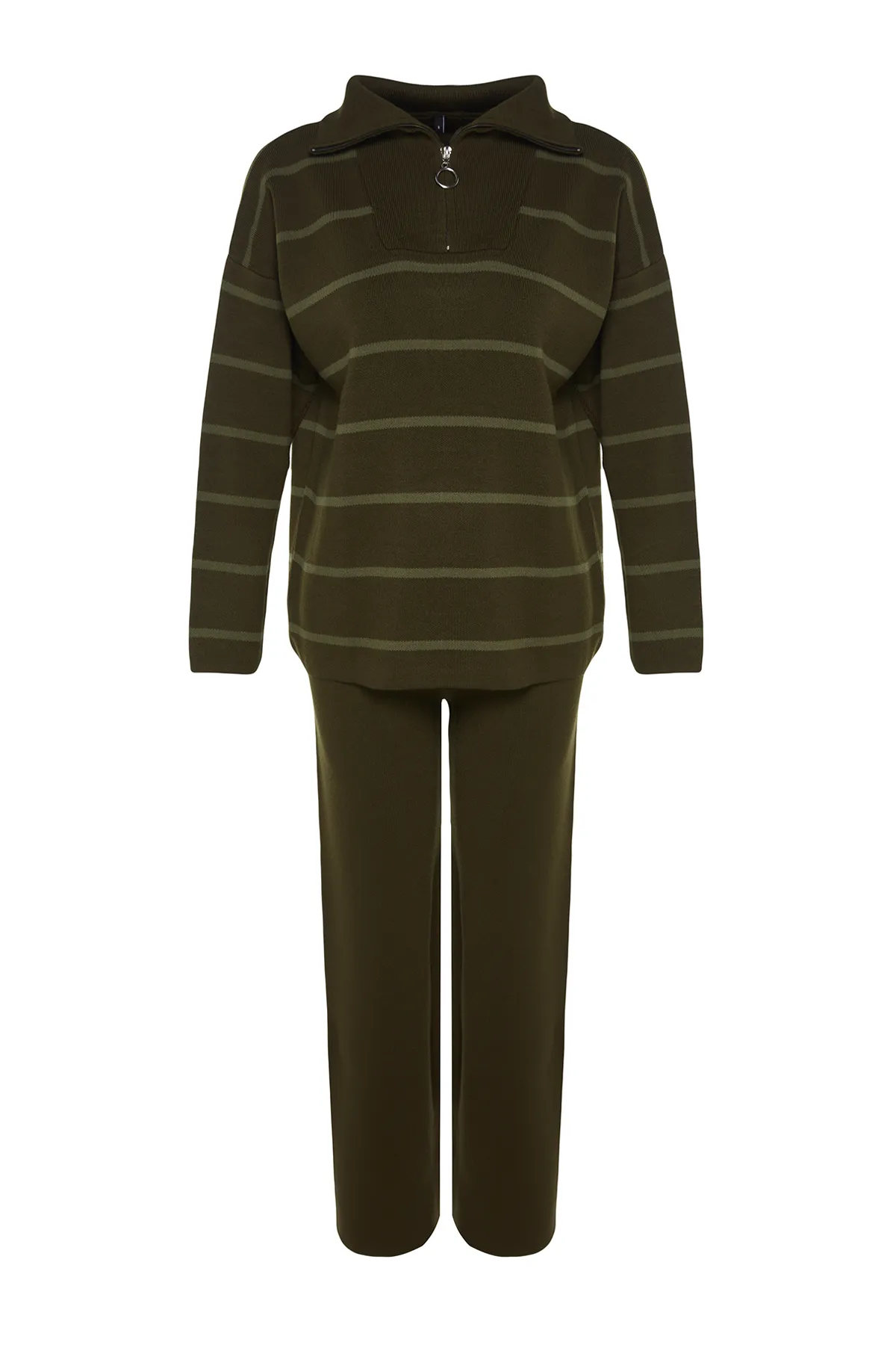Trendyol Collection  Khakifarbenes Strickoberteil und -unterteil im weiten Schnitt TWOAW24AU00025
