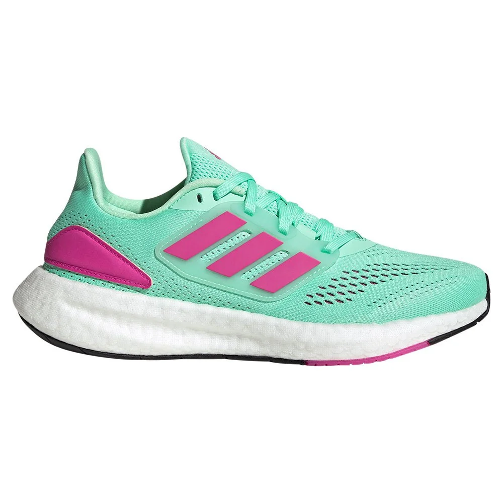 adidas Pureboost 22 HQ8577 / grün