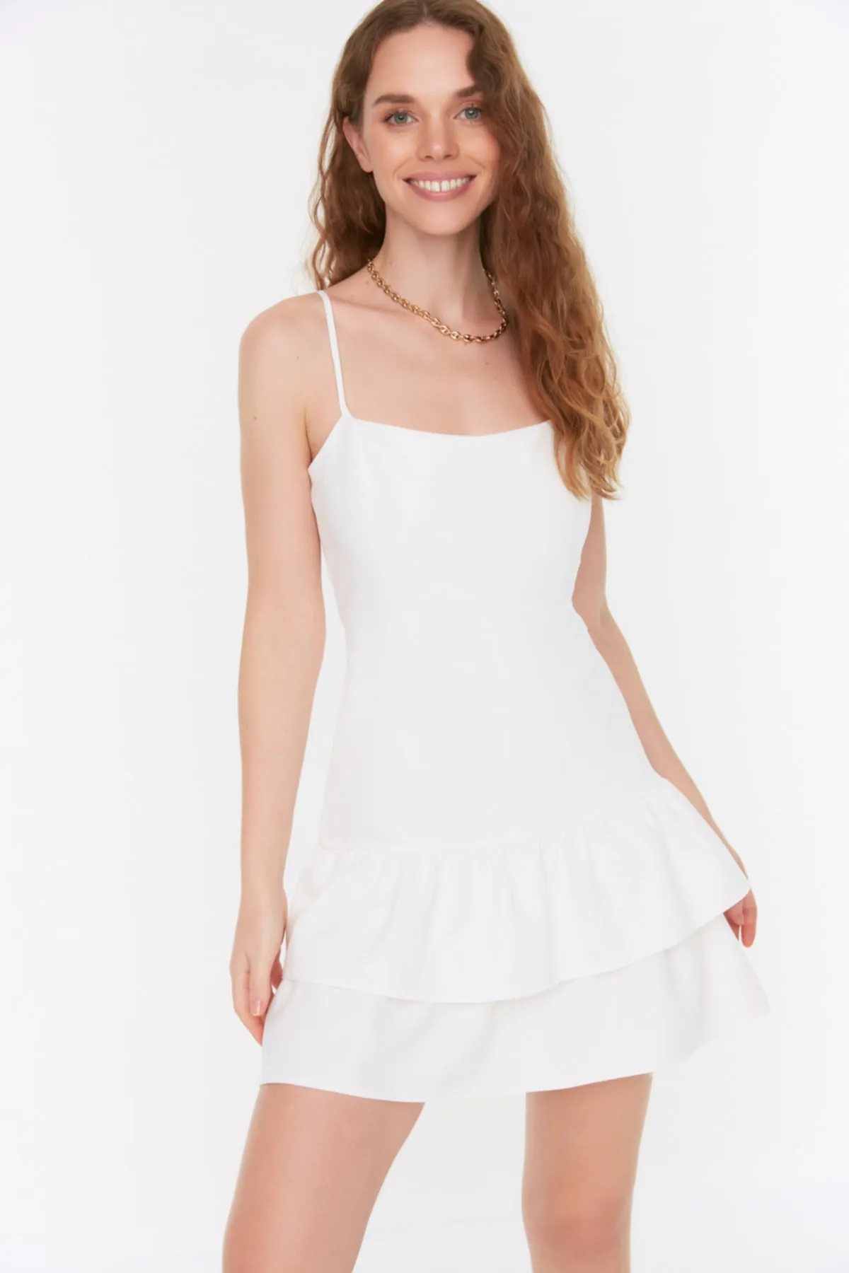 Trendyol Collection  Ecrufarbenes A-Linien-Minikleid mit gefütterten Rüschen und Webmuster TWOSS22EL00192