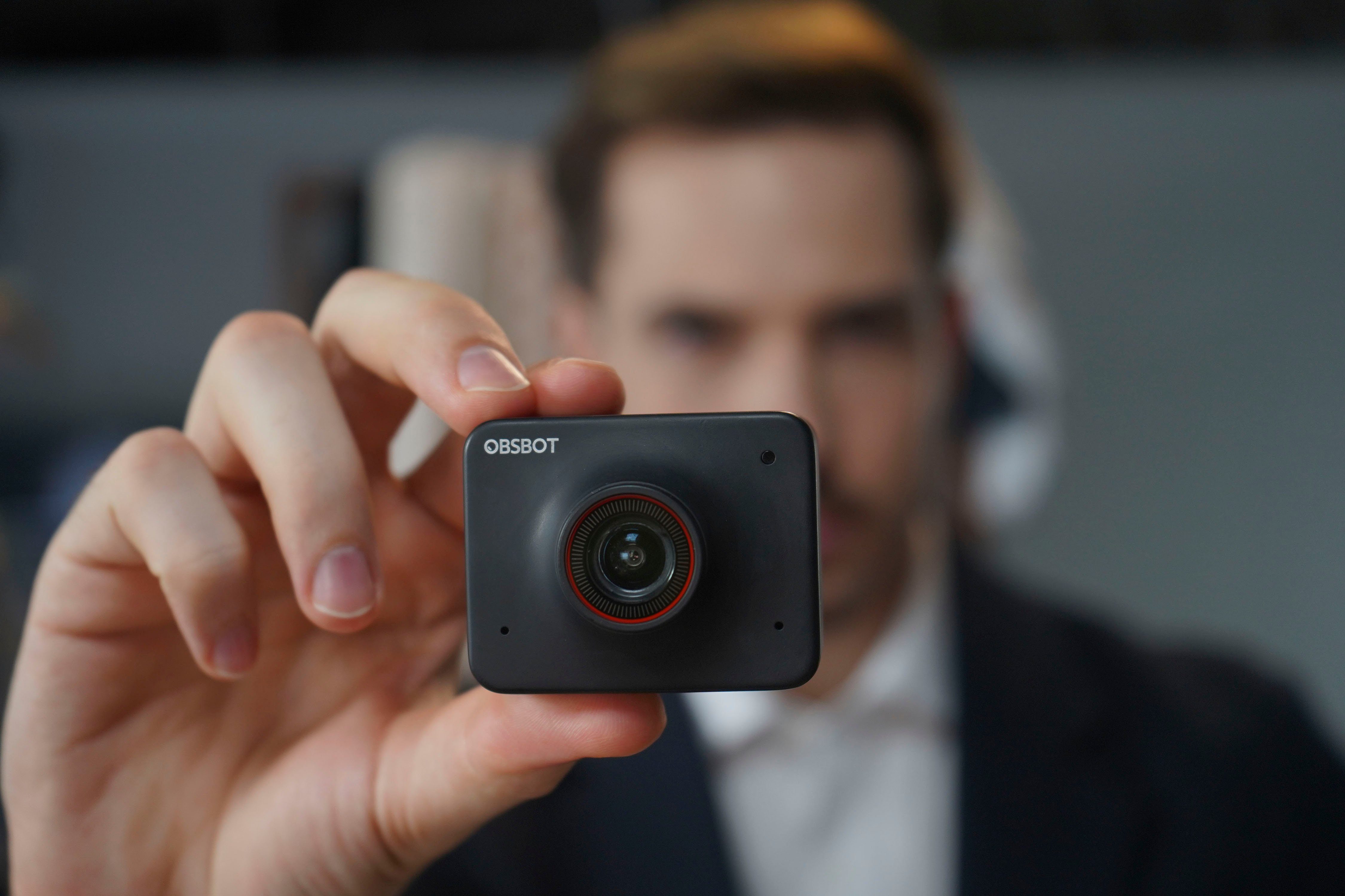 OBSBOT Meet 4K Webcam (4K Ultra HD, professionelle Webcam für Livestreams)