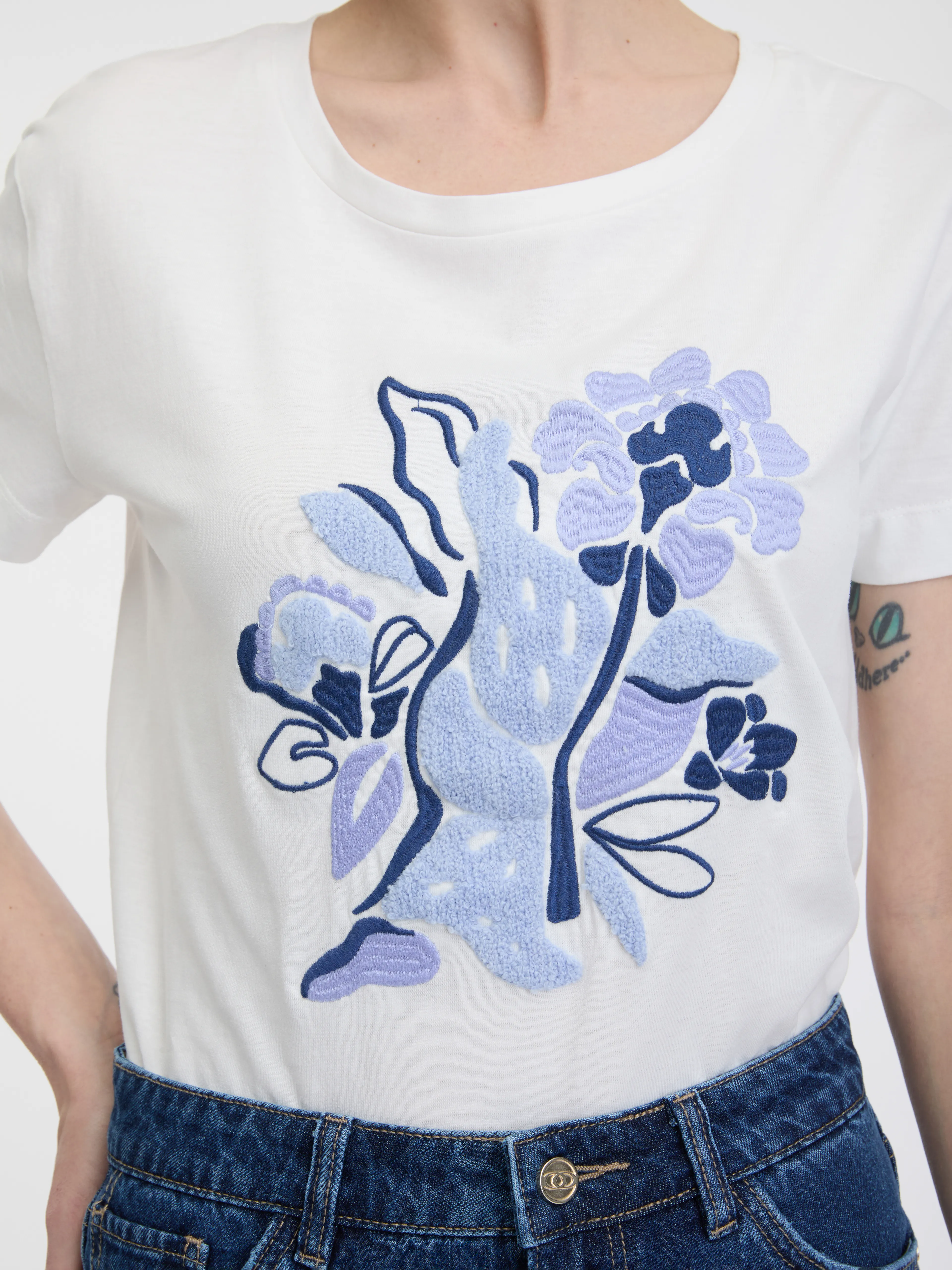 Weißes Damen-T-Shirt mit kurzen Ärmeln ORSAY