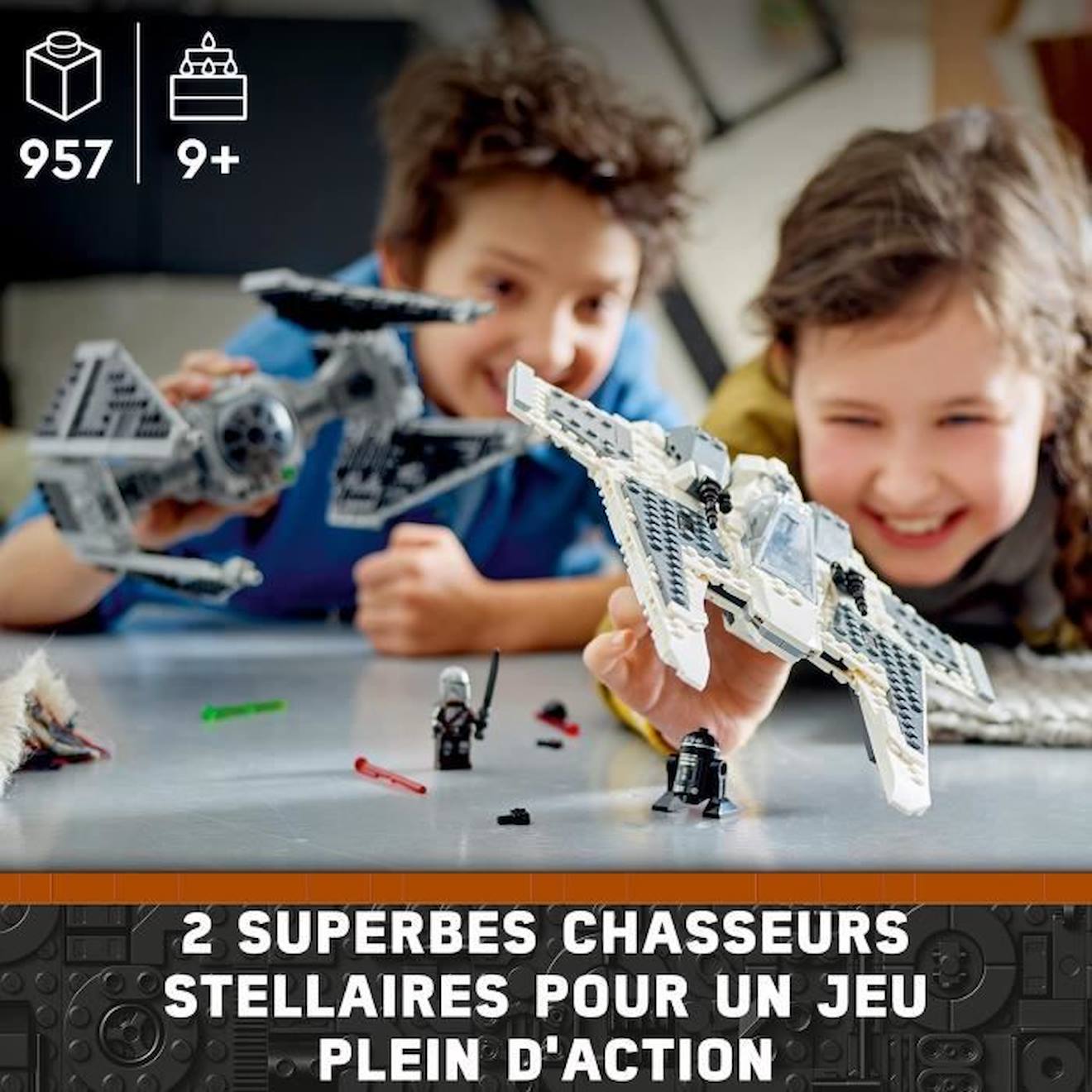 LEGO Star Wars 75348 Le Chasseur Fang Mandalorien Contre le TIE Interceptor, Jouet de Vaisseaux blanc