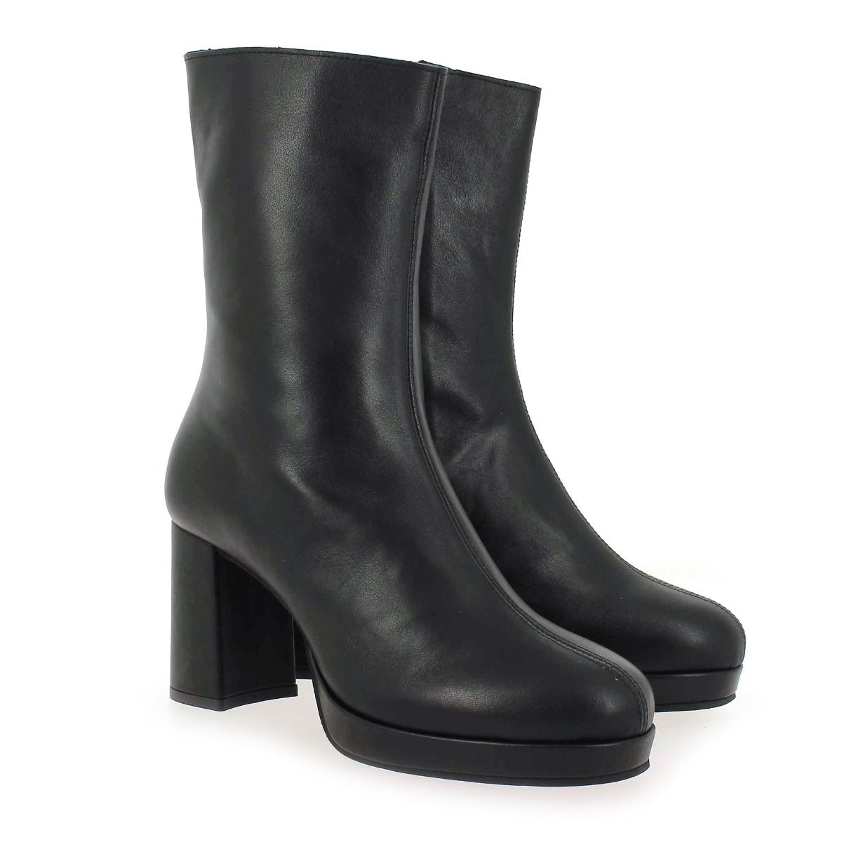 Myma  6786 - Noir