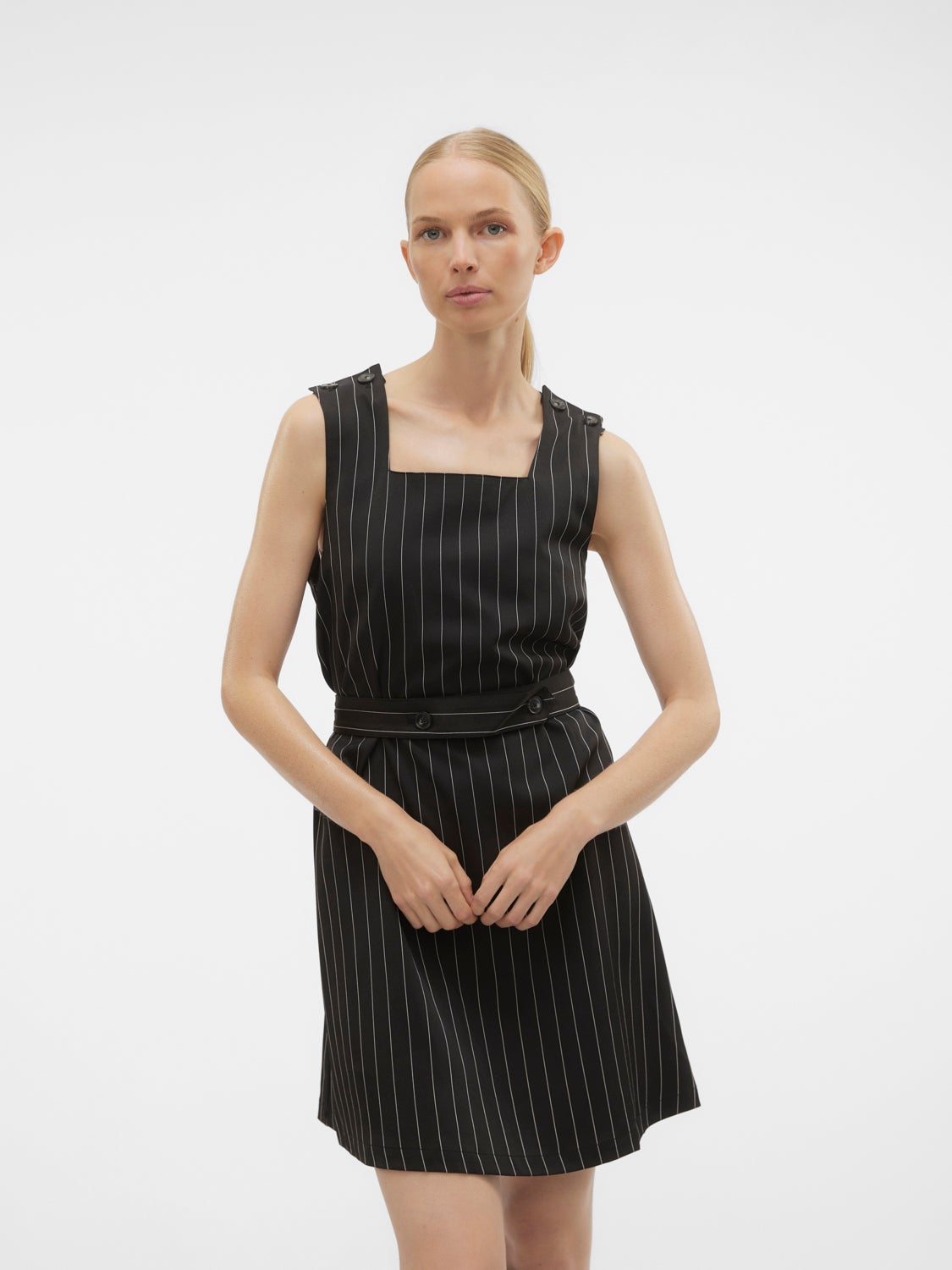 VMWEDNESDAY Kurzes Kleid