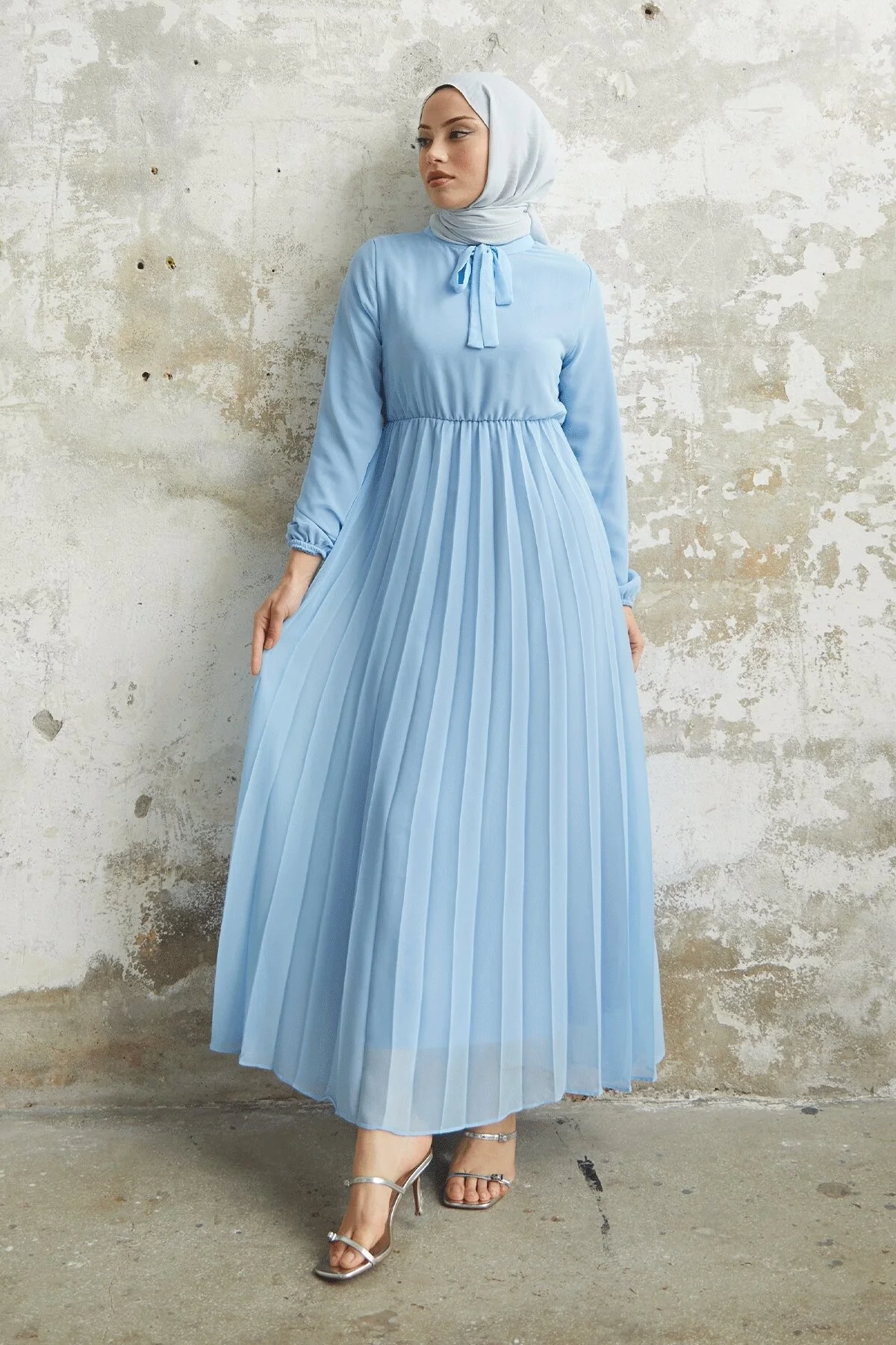 InStyle  Plissiertes Limelda-Chiffonkleid - Babyblau