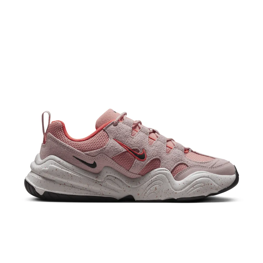 Nike Tech Hera DR9761-202 / braun