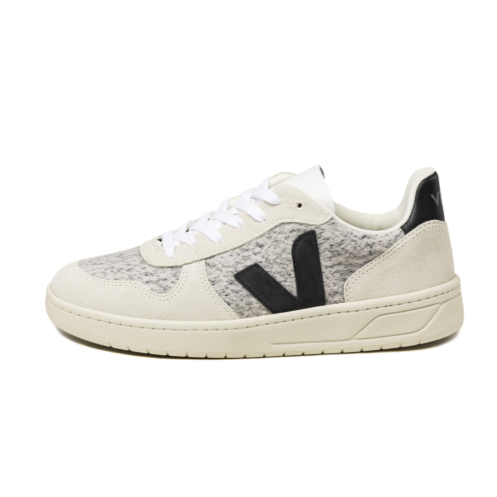 VEJA V 10 VX0401439B / schwarz
