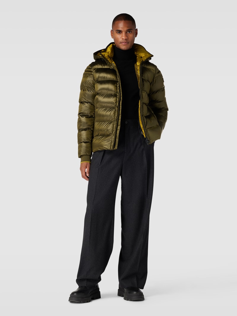 Steppjacke mit Stehkragen Modell 'BLACKJACK' in olivgrün