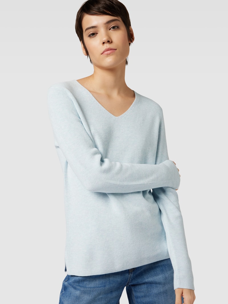 Strickpullover mit abgerundetem V-Ausschnitt in hellblau meliert