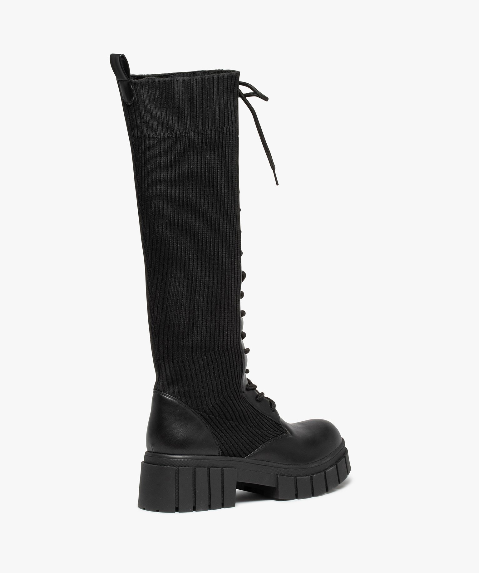 Bottes femme à semelle crantée et tige en maille noir | GEMO
