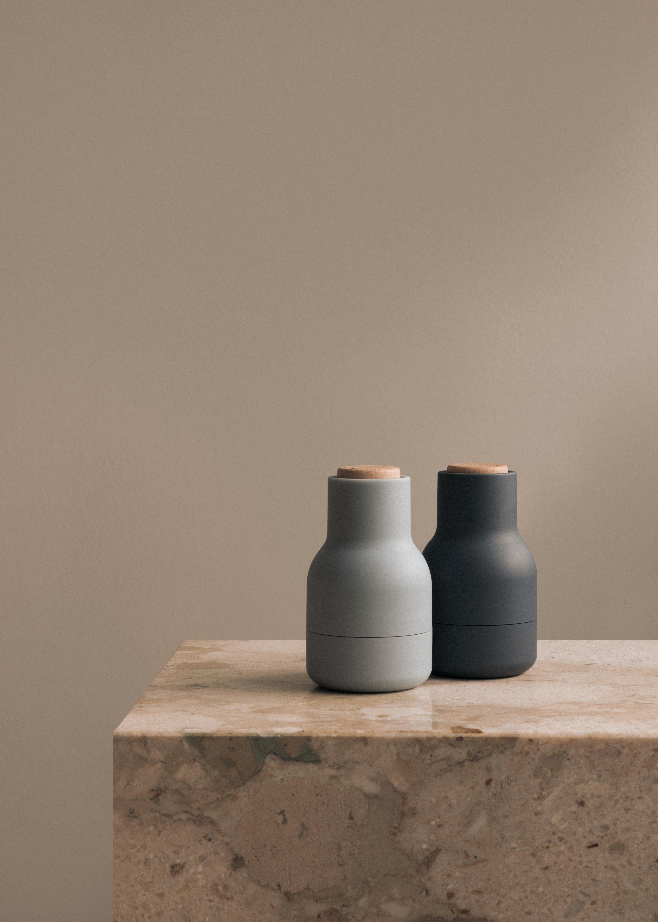 Audo Salz-/Pfeffermühle Audo - Bottle Grinder Salz- und Pfeffermühle Small Ash/Carbon Buche