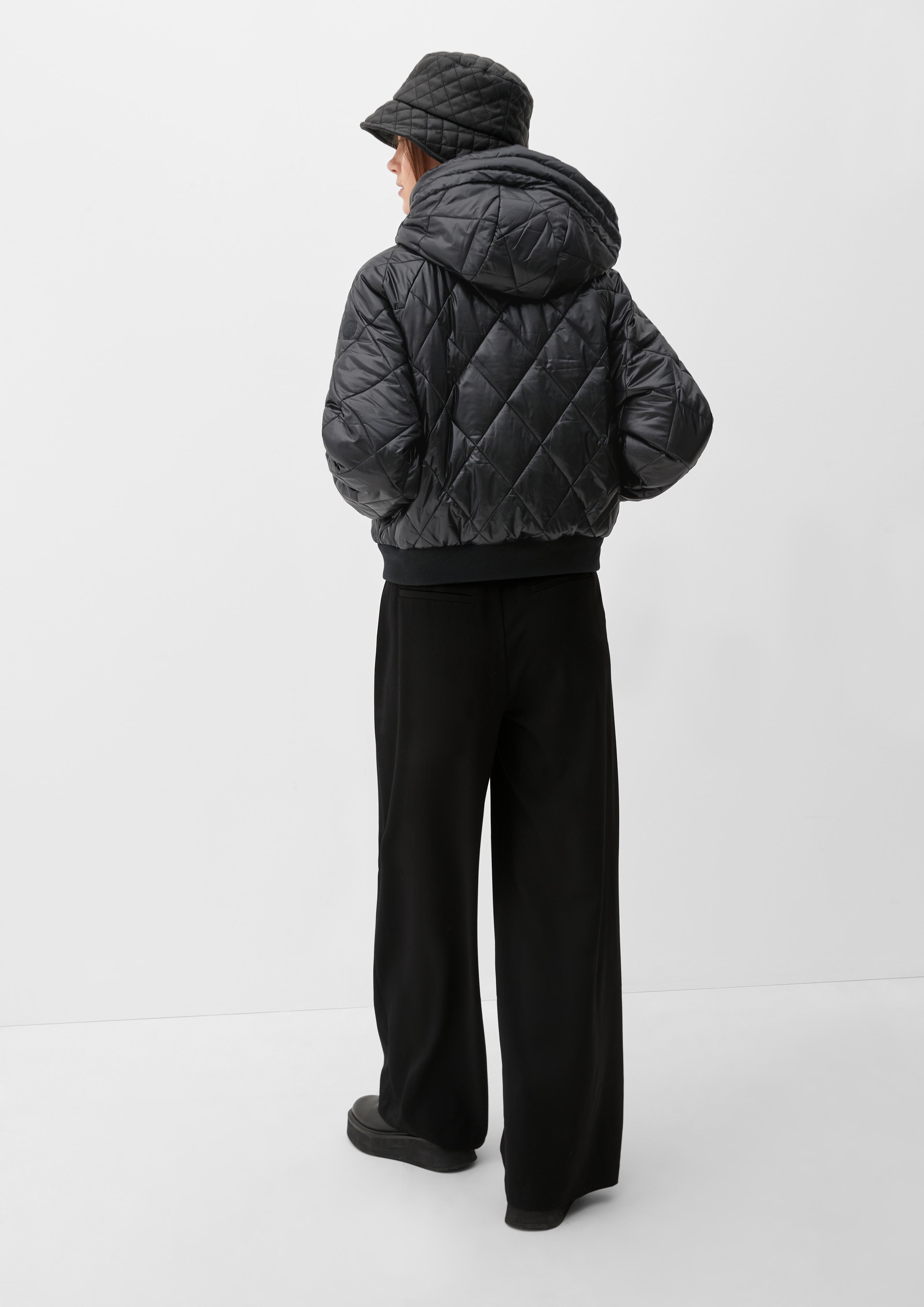 Steppjacke mit Kapuze  2123935-9999
