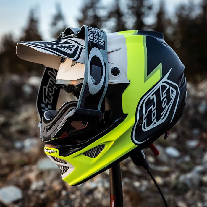 Troy Lee Designs D3 Fiberlite Volt - Fullface Helm kaufen | Bike-Discount