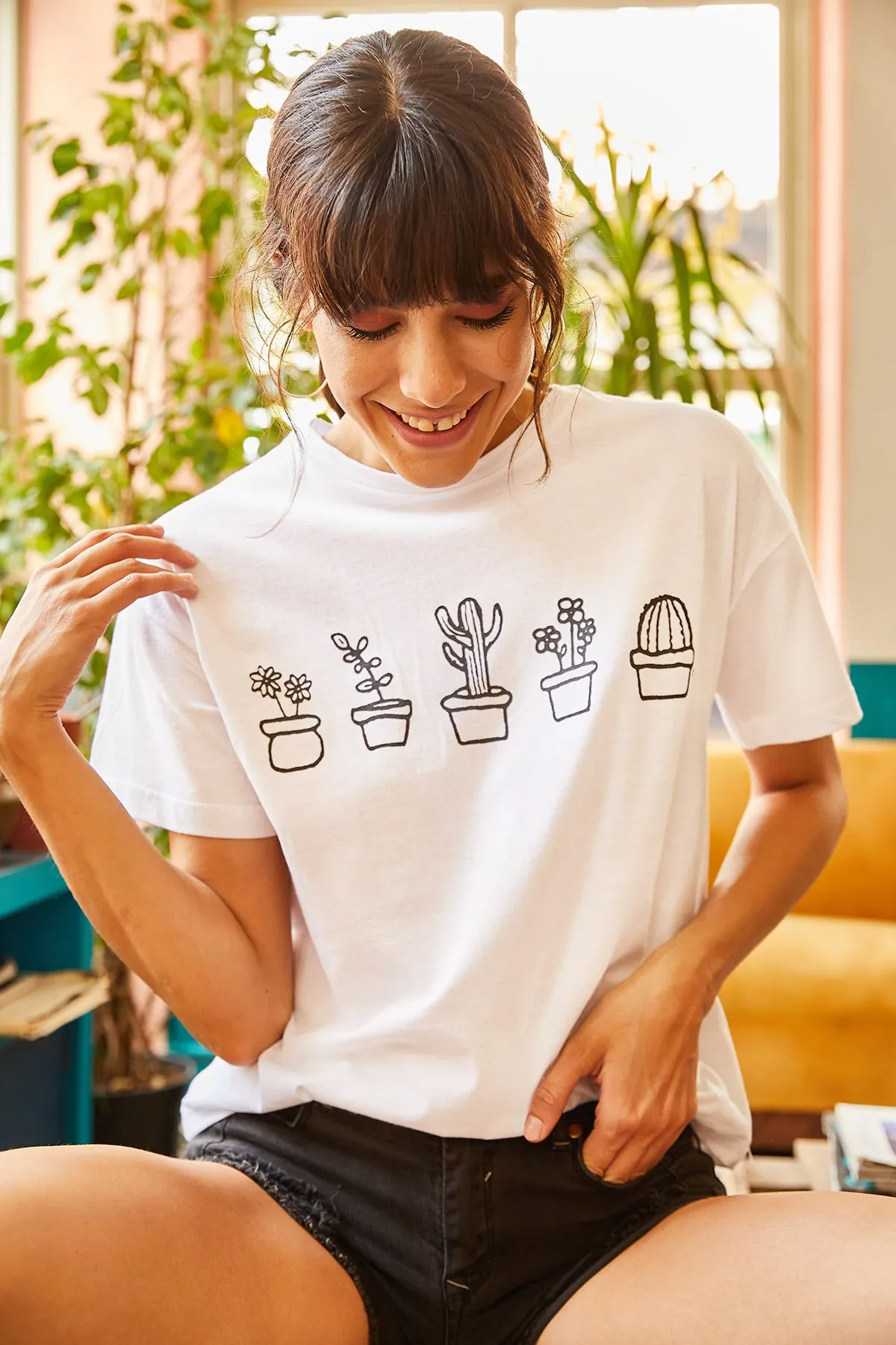 Olalook  Weißes Damen-T-Shirt mit Kaktus-Print TSH-19000349